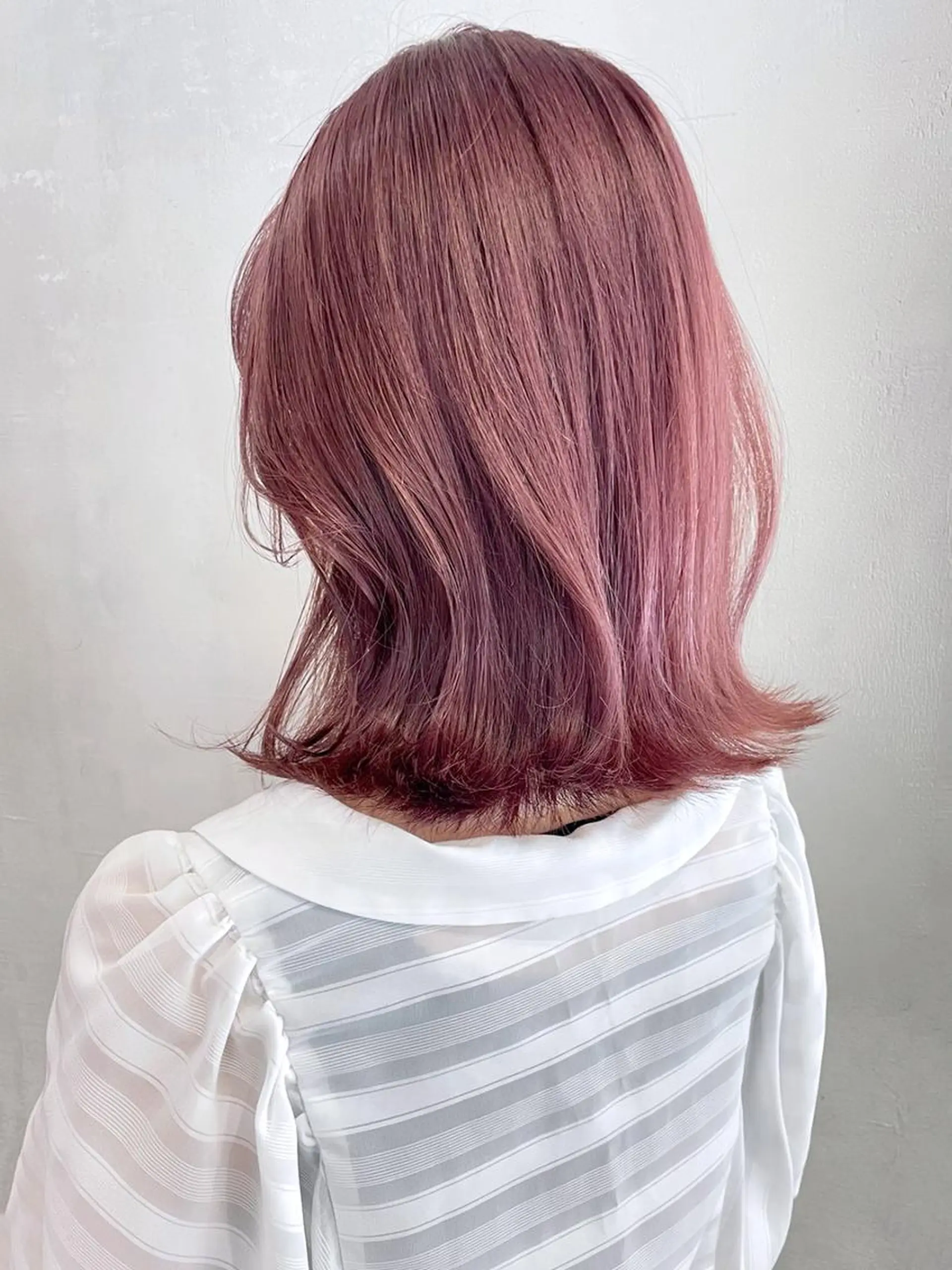 ミディアム パーマ カラー ヘアアレンジ ピンクカラー カット ヘアカラー トリートメント ITbyALBUM 中野店のヘアスタイル