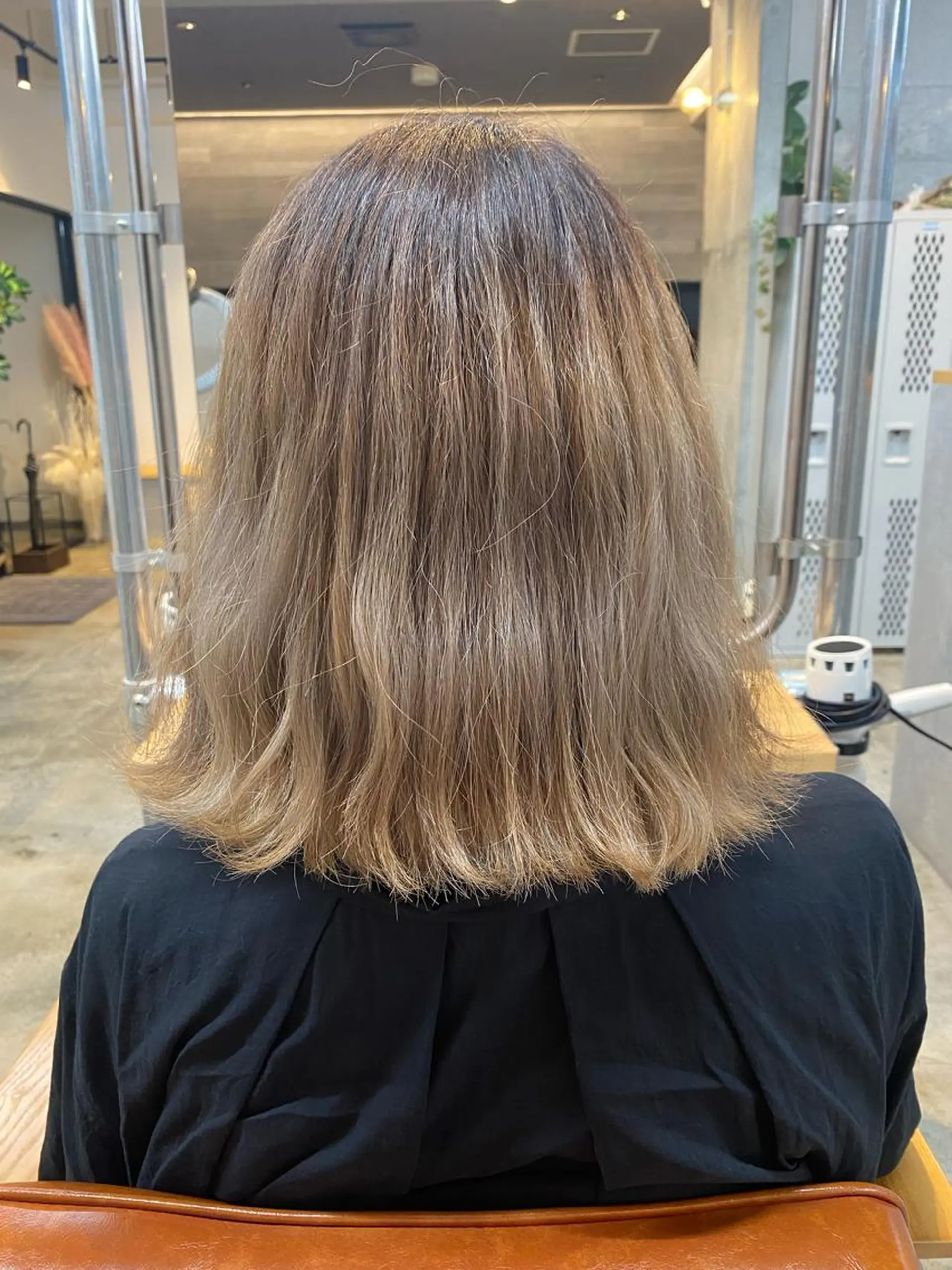 ミディアム カラー 🌼ハイライト透明感 🌼maiのヘアスタイル