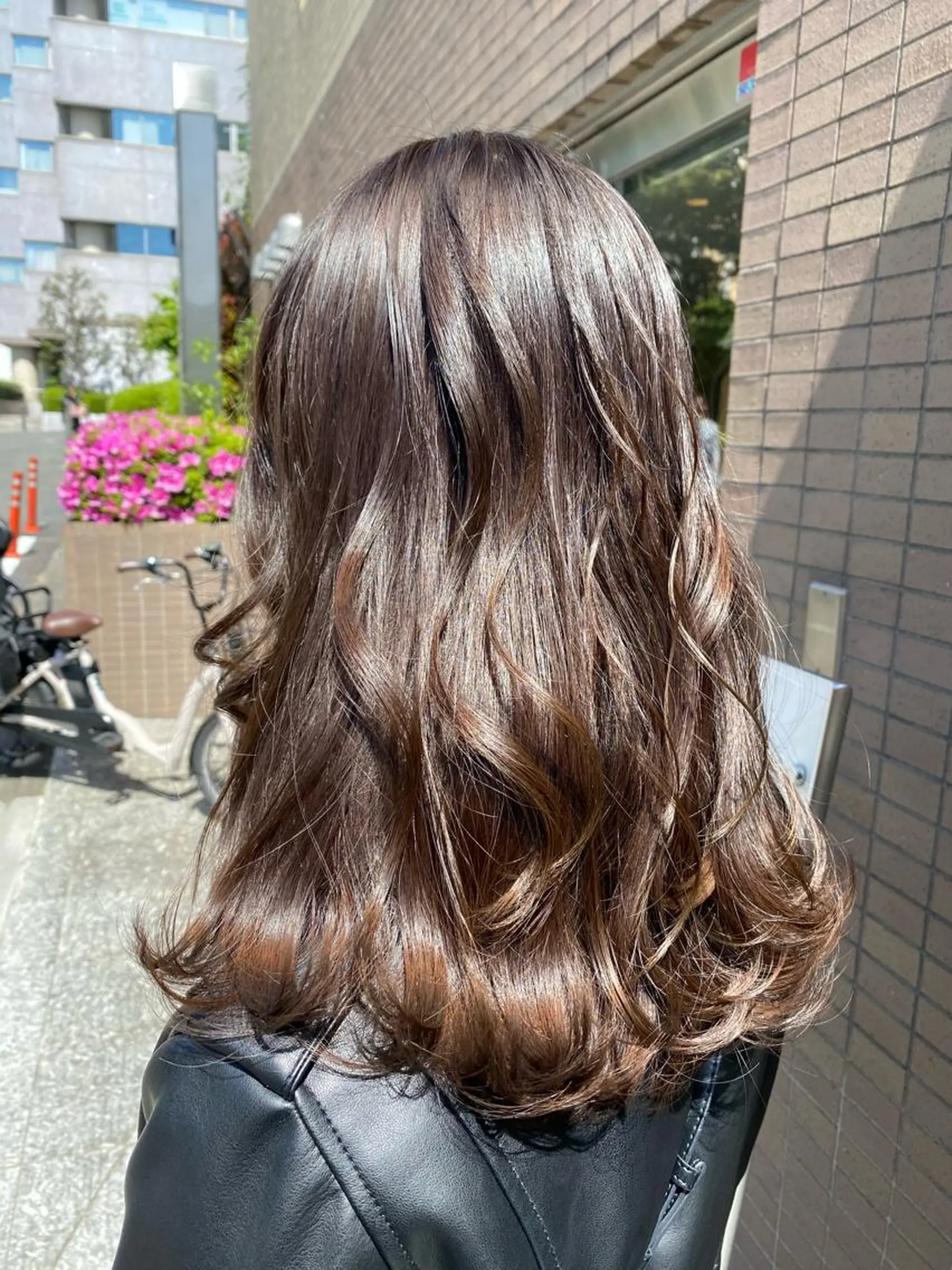 ミディアム ELEN 新百合ヶ丘のヘアスタイル