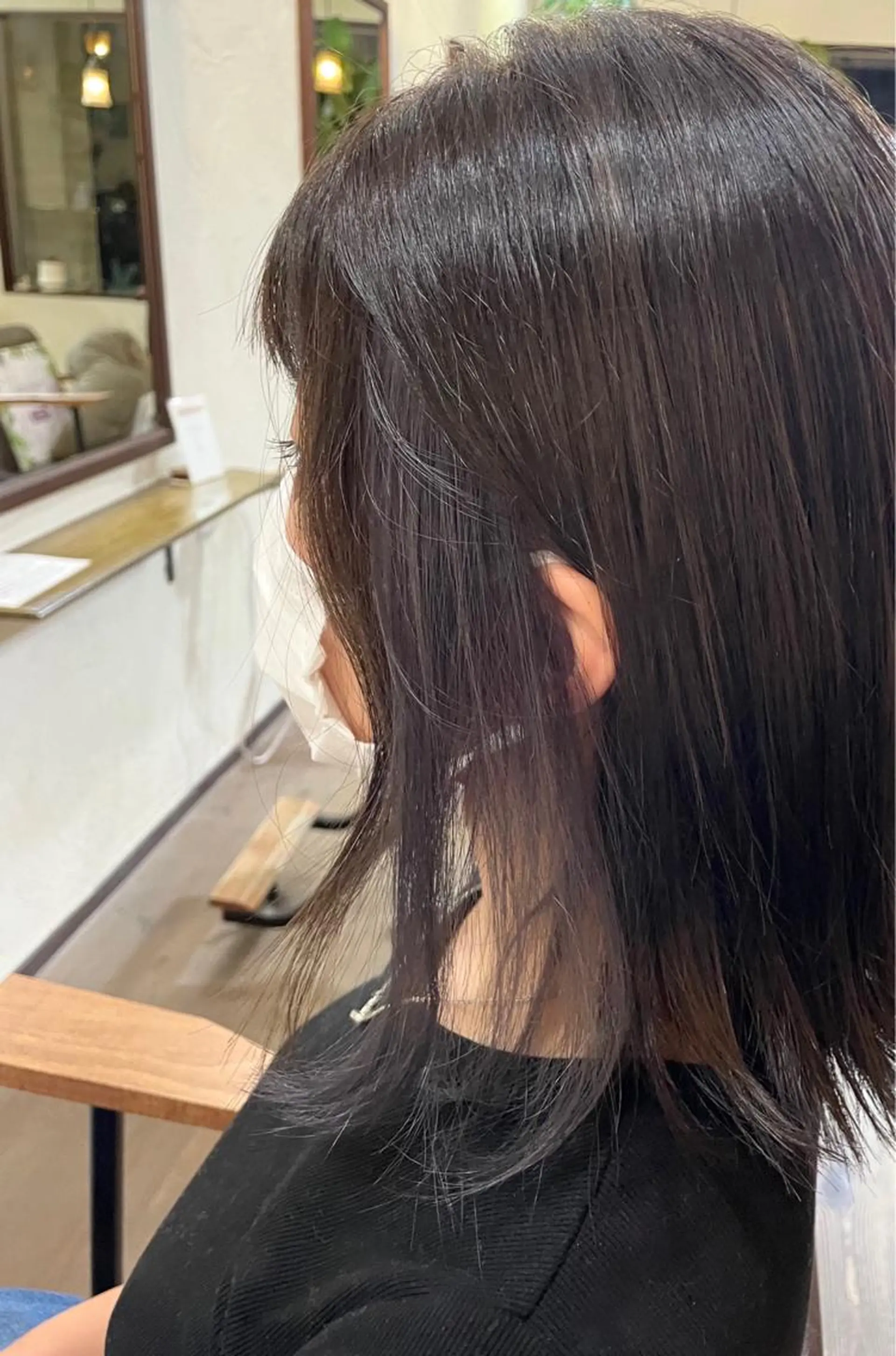 ミディアム カラー イヤリングカラー ヘアカラー 箱守 さやかのヘアスタイル