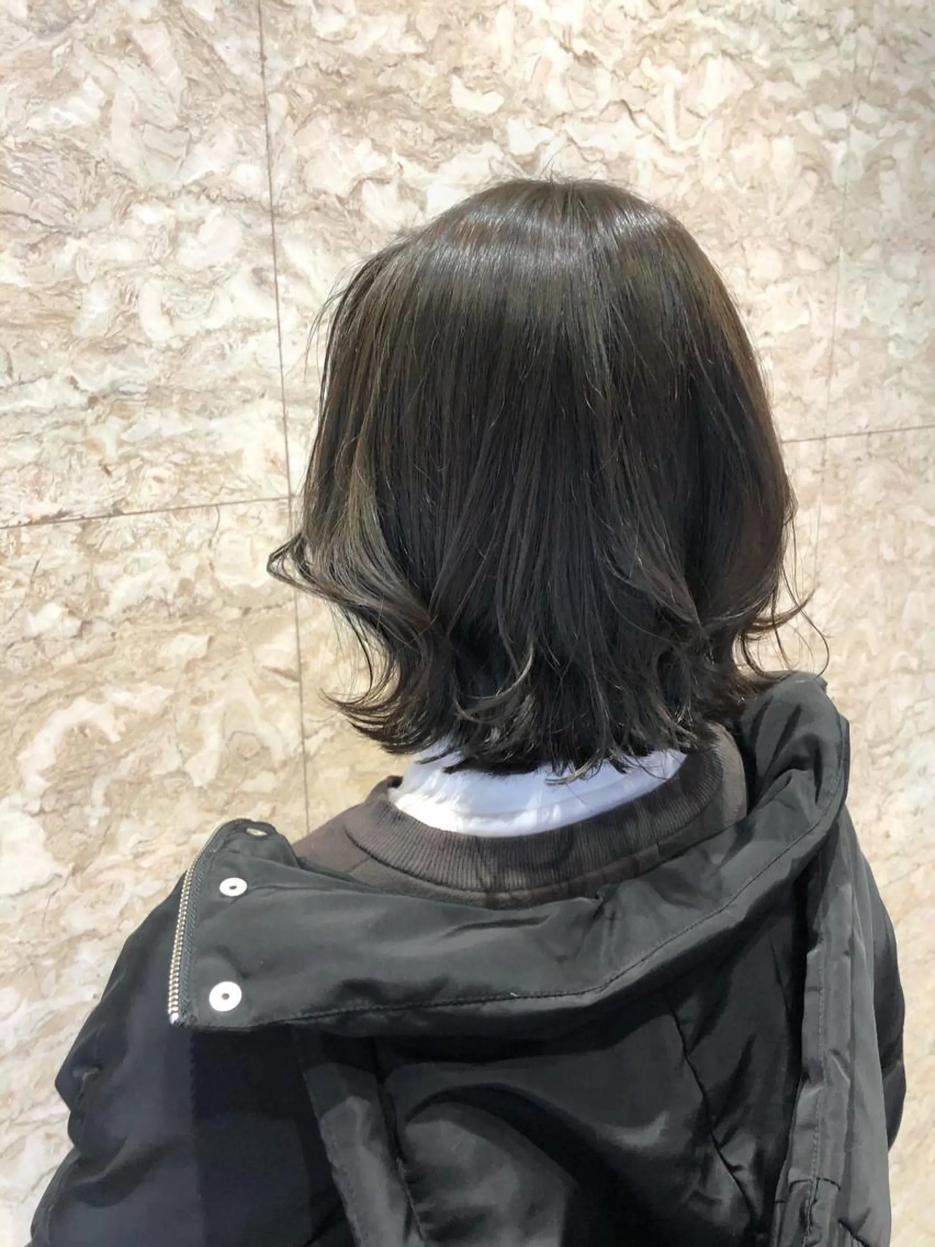 ショート カラー グレージュ ヘアカラー トリートメント erika /韓国ヘアのヘアスタイル