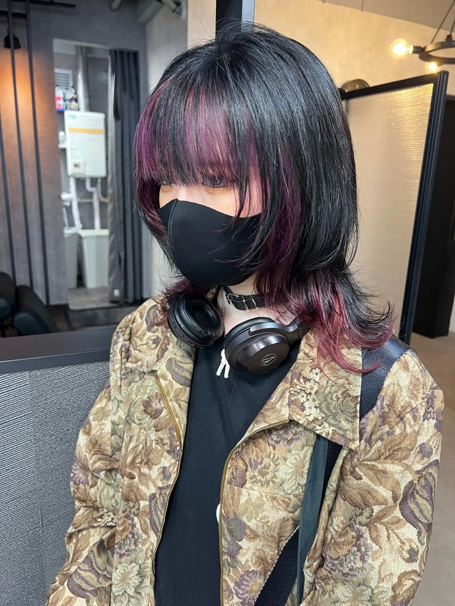 セミロング ブリーチ/ウルフ ハッシュカット/石山のヘアスタイル