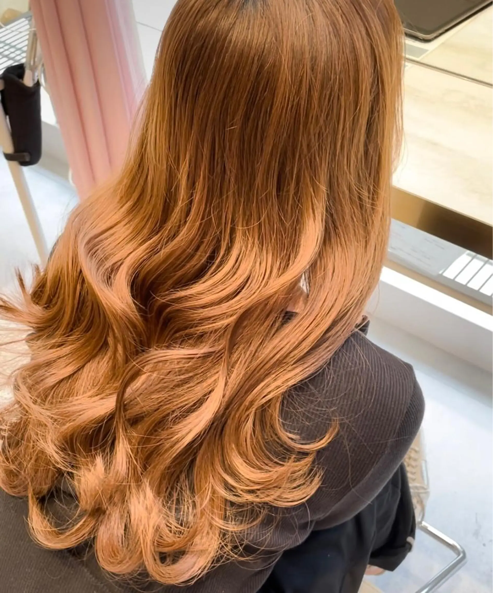 ロング カラー 🤎小顔レイヤー /ベージュ🤎友香のヘアスタイル