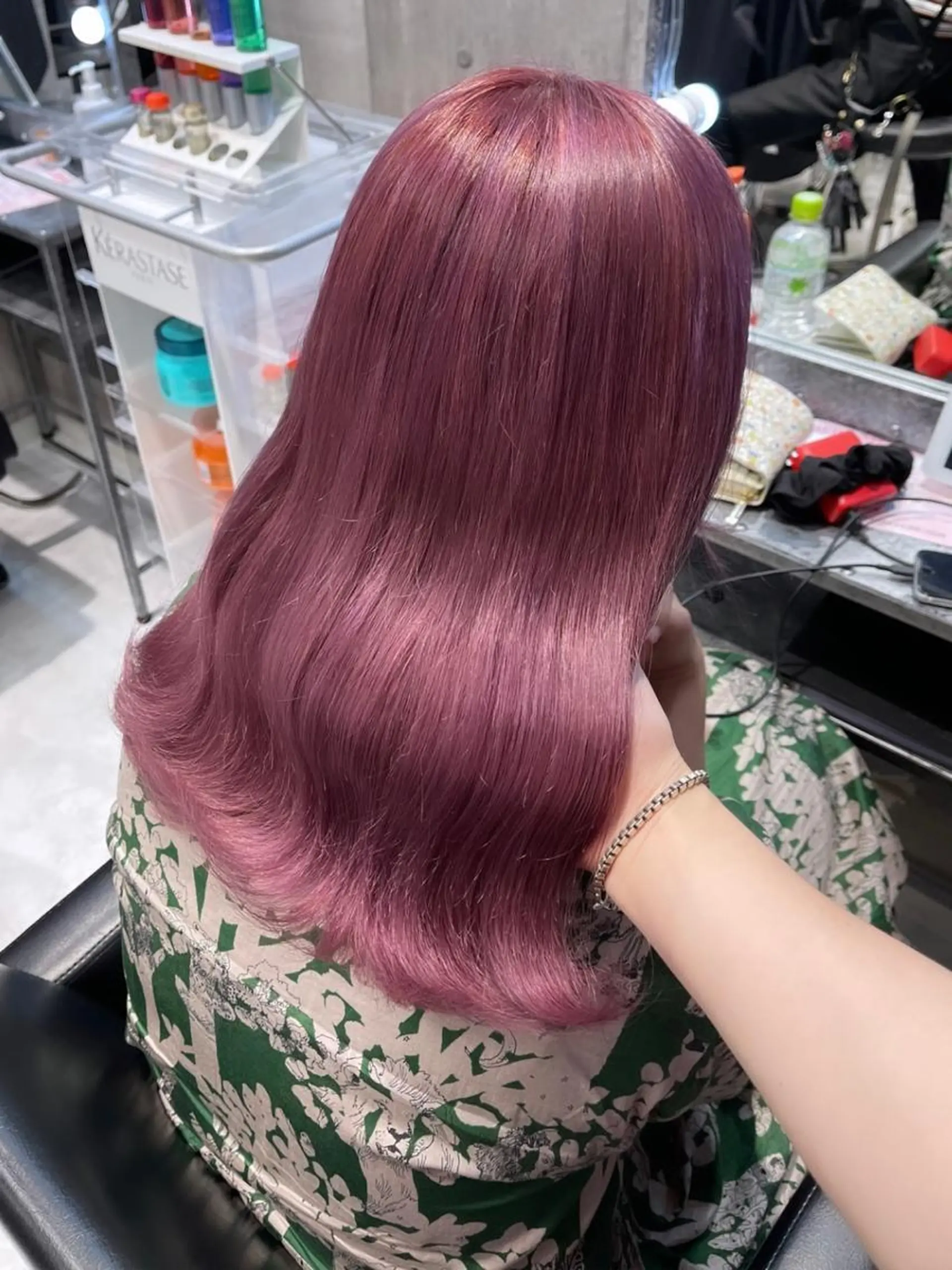 ロング カラー パーマ ヘアアレンジ メンズ キッズ ネイル マツエク・マツパ アイブロウ 🎀韓国レイヤー YURINA🎀のヘアスタイル