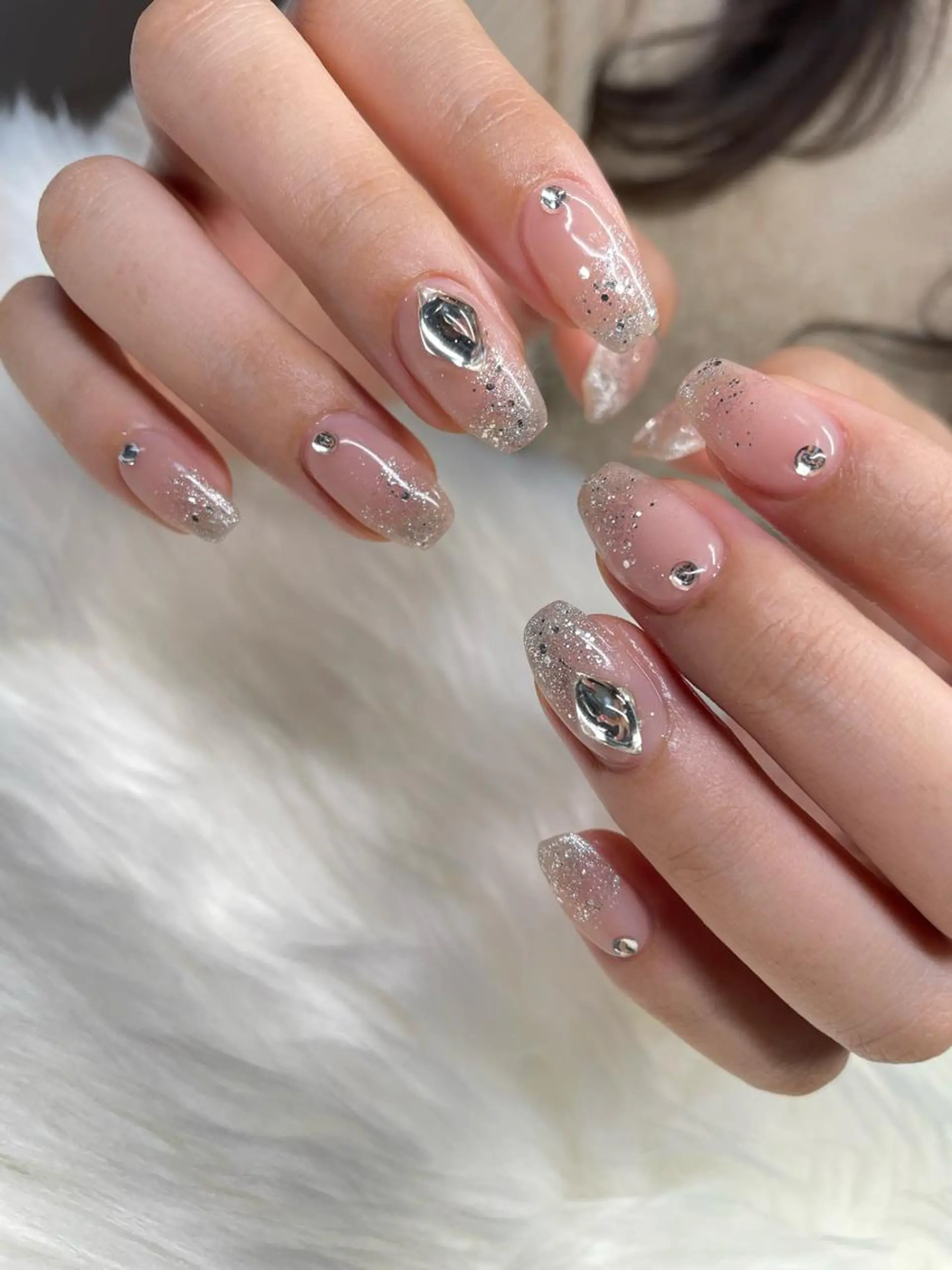 ロング カラー ヘアアレンジ キッズ ネイル マツエク・マツパ 福田 加奈のネイルデザイン