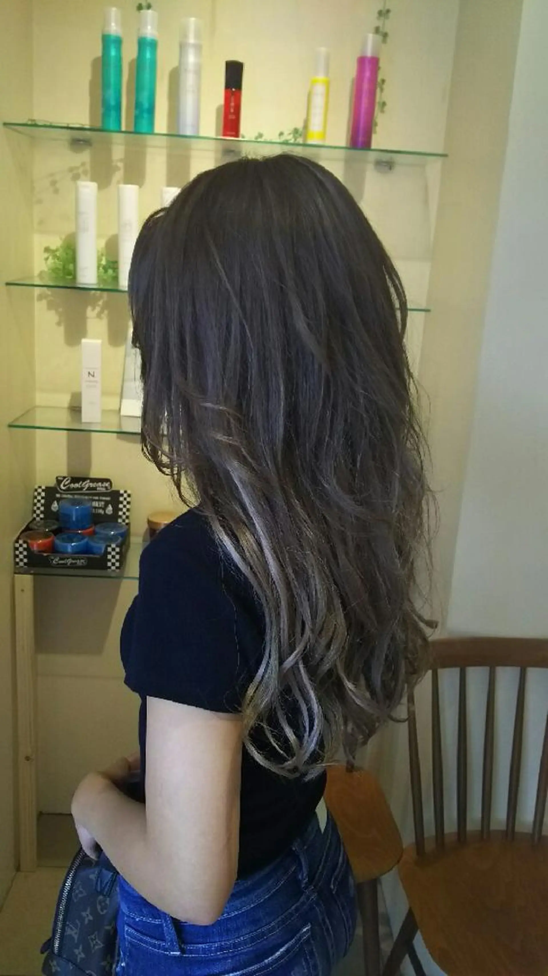 ロング カラー グレージュ SHAFT Ieiriのヘアスタイル