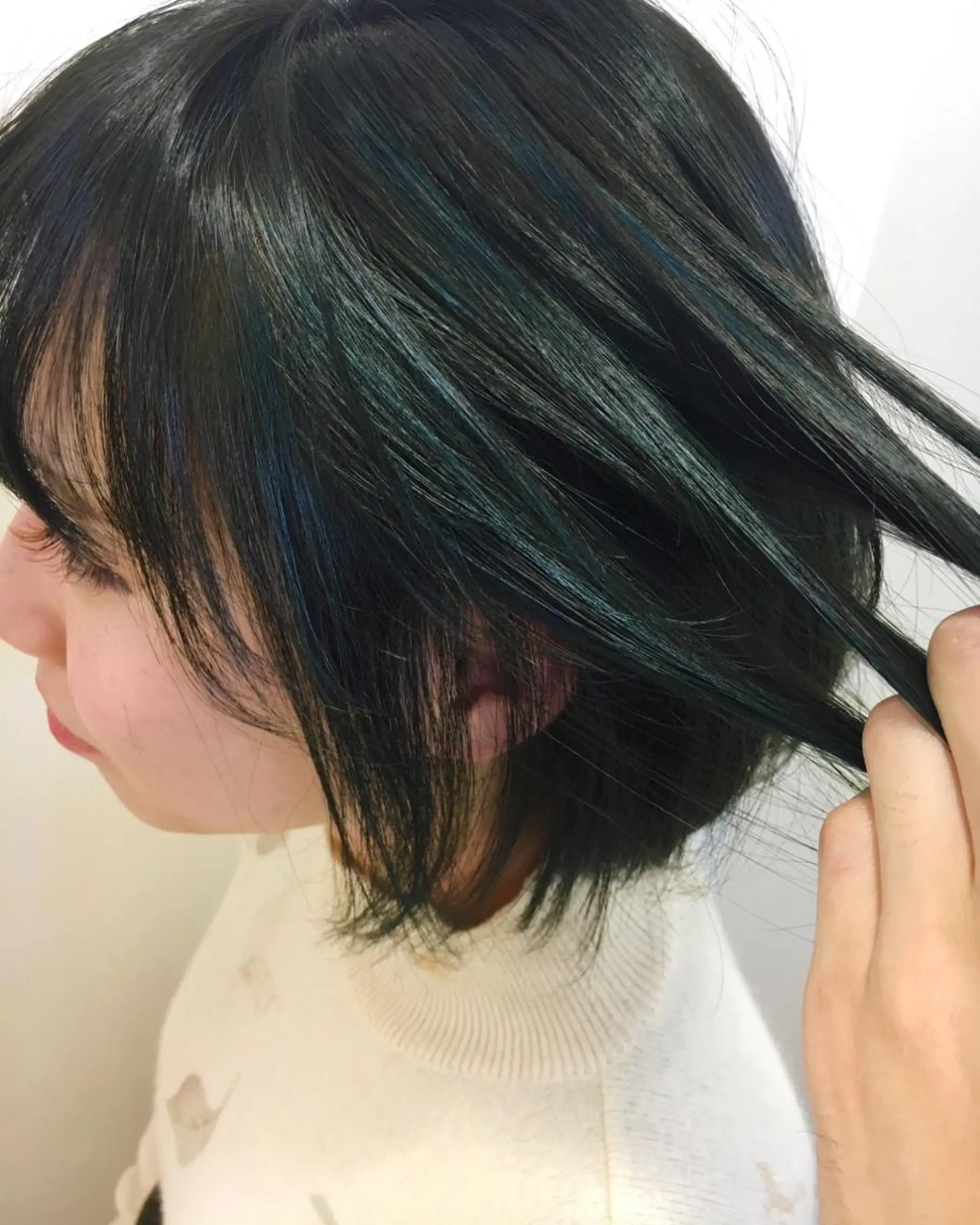 ショート カラー ブルーカラー ハイライトカラー ネイビーカラー ハイライト ヘアカラー 永井 大希のヘアスタイル