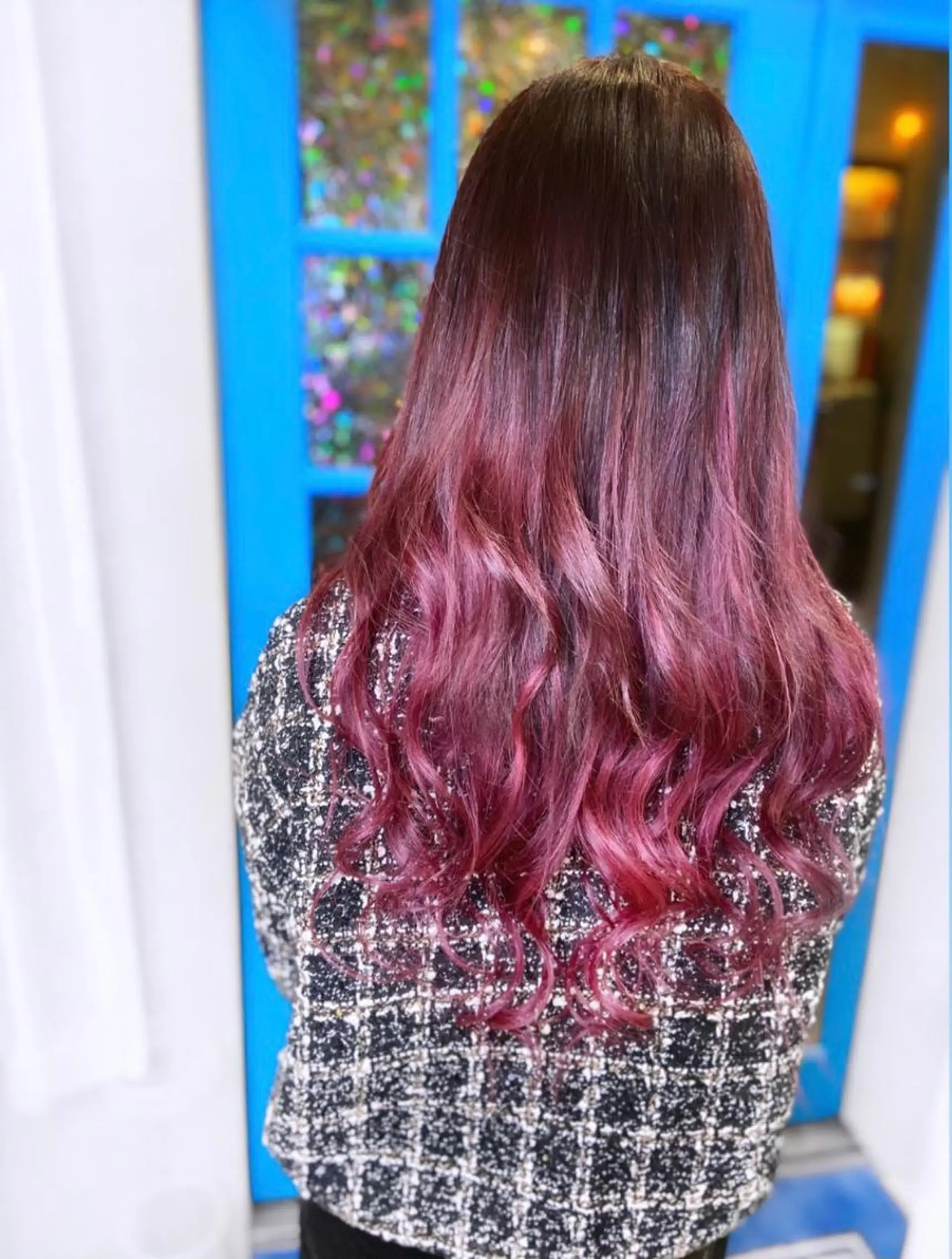 ロング カラー ヘアアレンジ グラデーションカラー ピンクカラー バイオレットカラー ヘアカラー トリートメント Shelltie Fiel (シェルティフィエル)所属・次世代シールエクステ 錦糸町 小泉 朋之のヘアスタイル