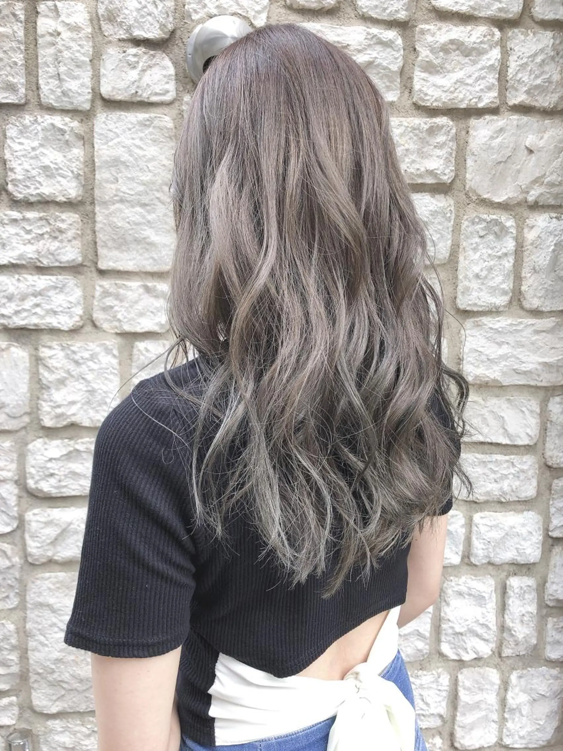 セミロング カラー パーマ ヘアアレンジ メンズ キッズ ネイル マツエク・マツパ メンズブリーチ メンズハイトーン アッシュ ブリーチ グレージュ 髪質改善/透明感 OAK兵庫のヘアスタイル