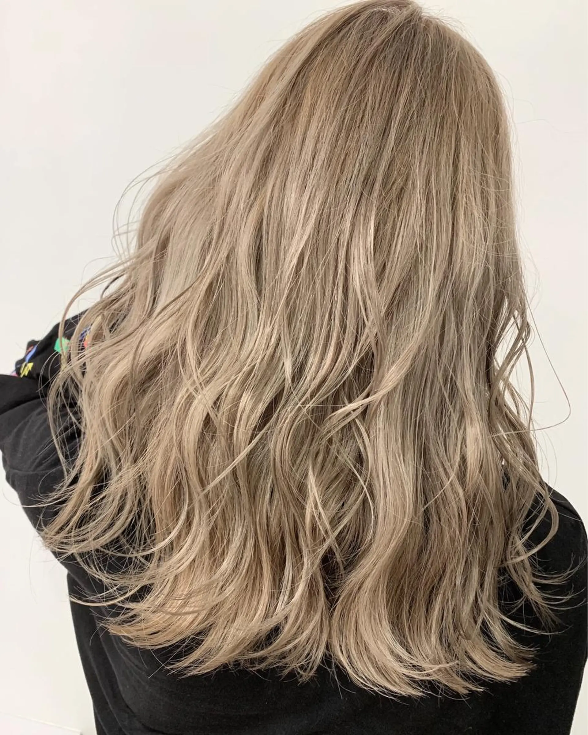 ロング カラー ヘアカラー トリートメント 髪質改善will hairdesignのヘアスタイル