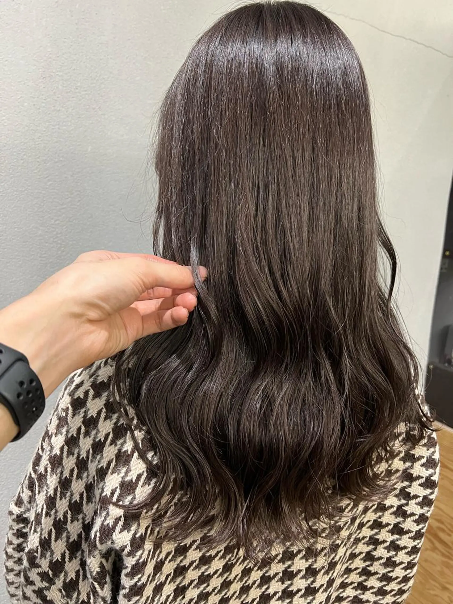 セミロング 亀田 泰生のヘアスタイル