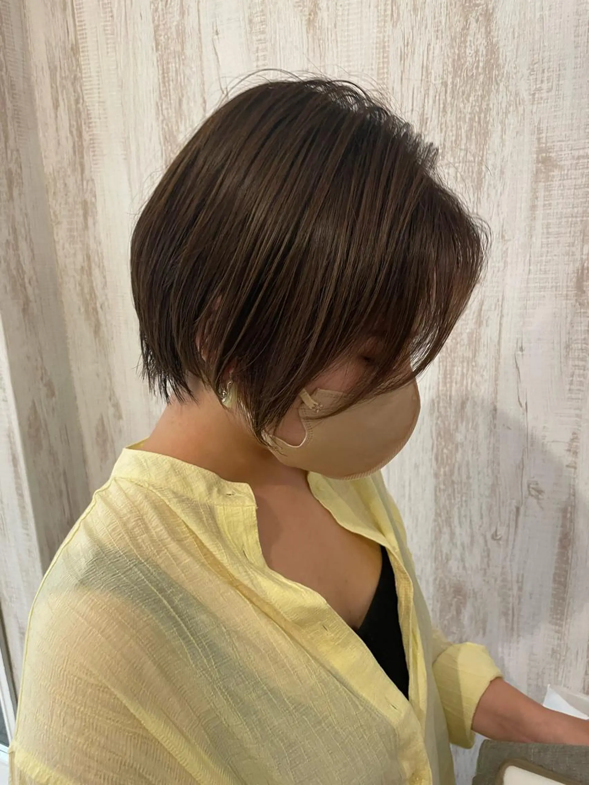 ショート カット 小野 明日香のヘアスタイル
