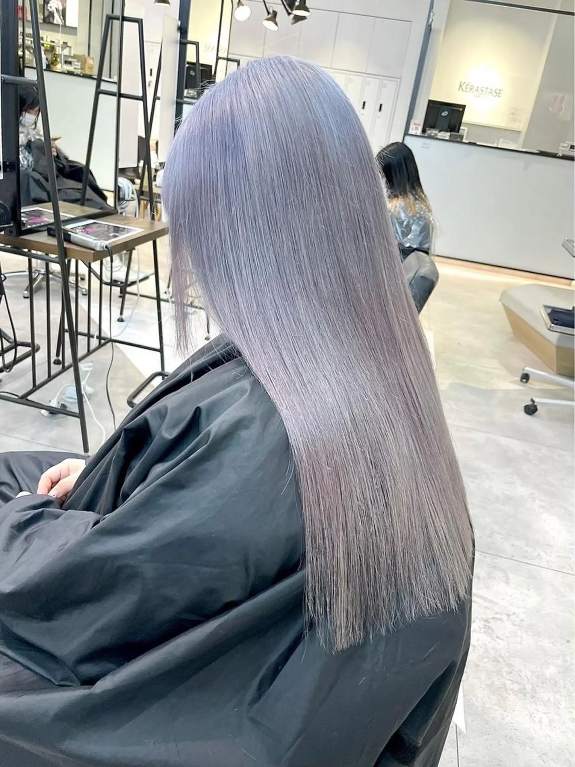 ロング カラー ブリーチ ブルーカラー ケアブリーチ 透明感カラー デザインカラー けいこ🍊ニュアンス ネイル/個性派ネイルのネイルデザイン