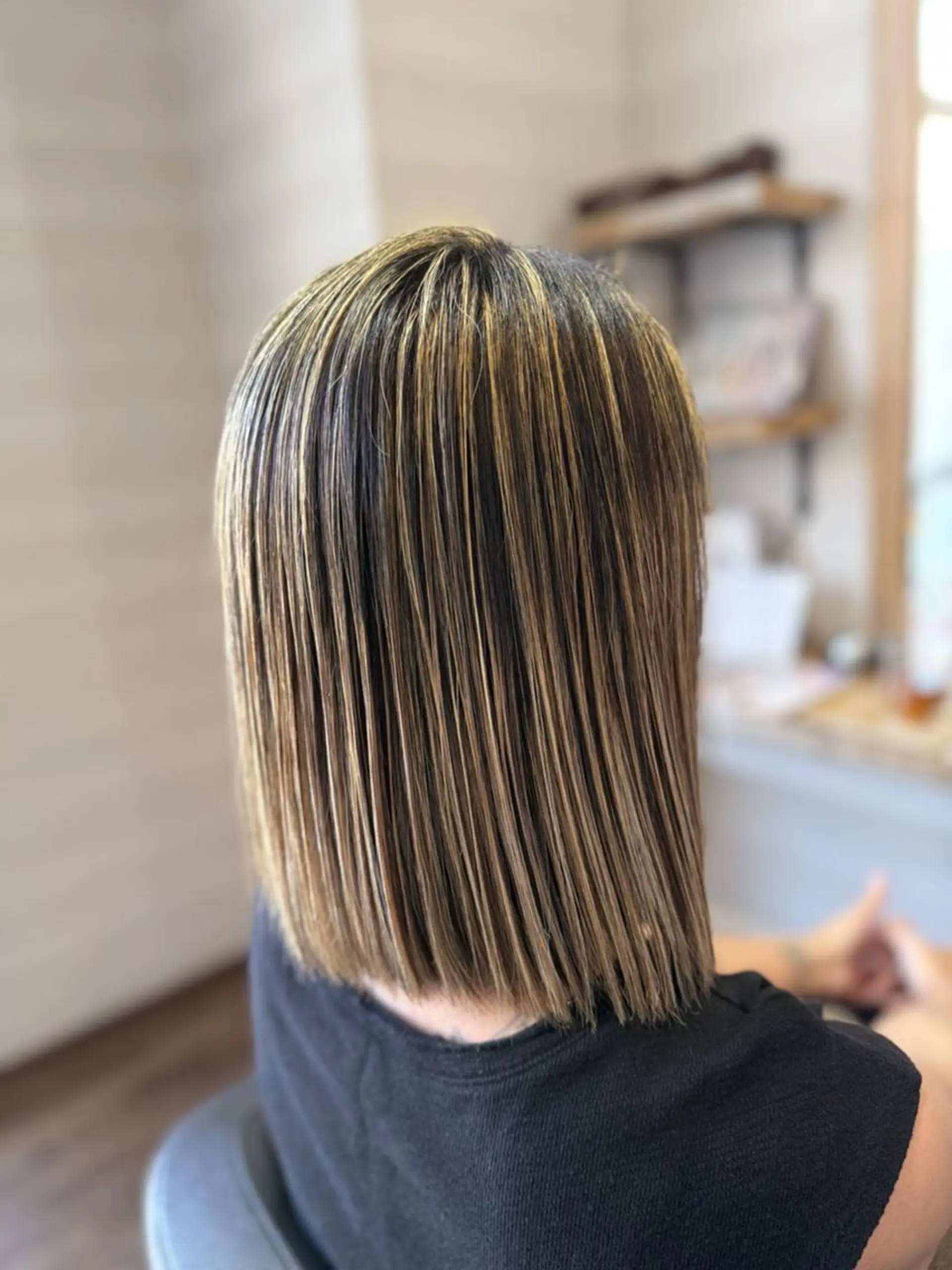 ミディアム カラー 個室型美容室san 都賀店のヘアスタイル