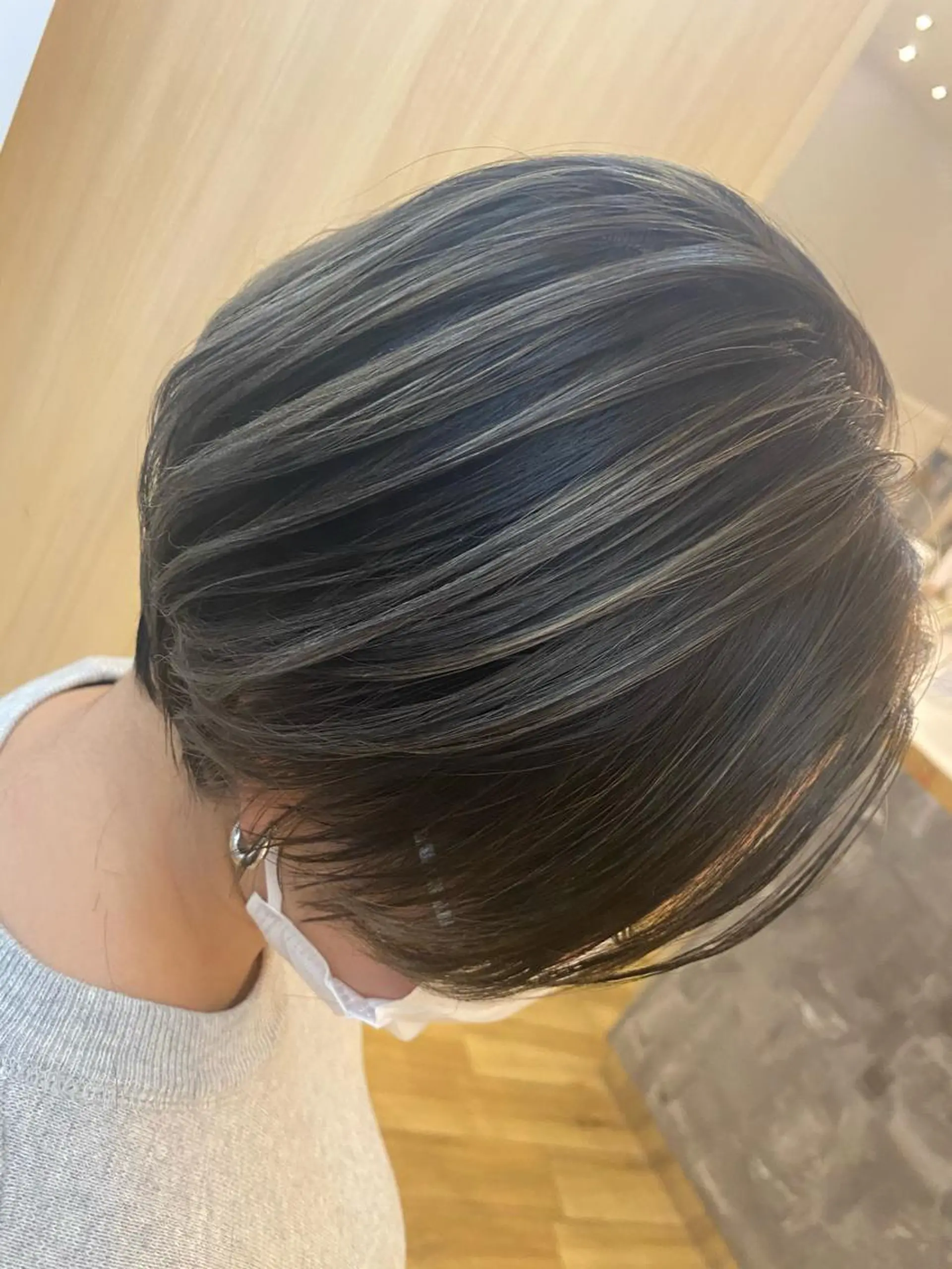 ショート ハイトーンヘア/ 島崎　タクミのヘアスタイル