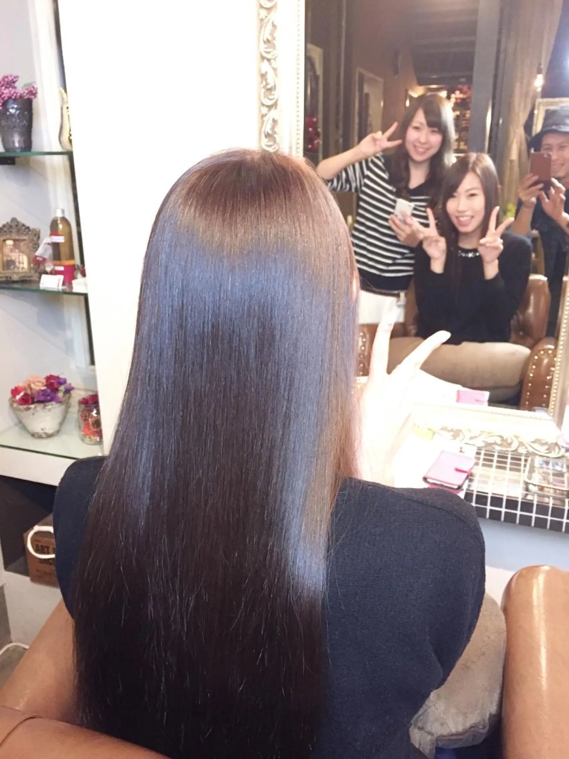 ロング カラー トリートメント Euphoria 【ユーフォリア】のヘアスタイル