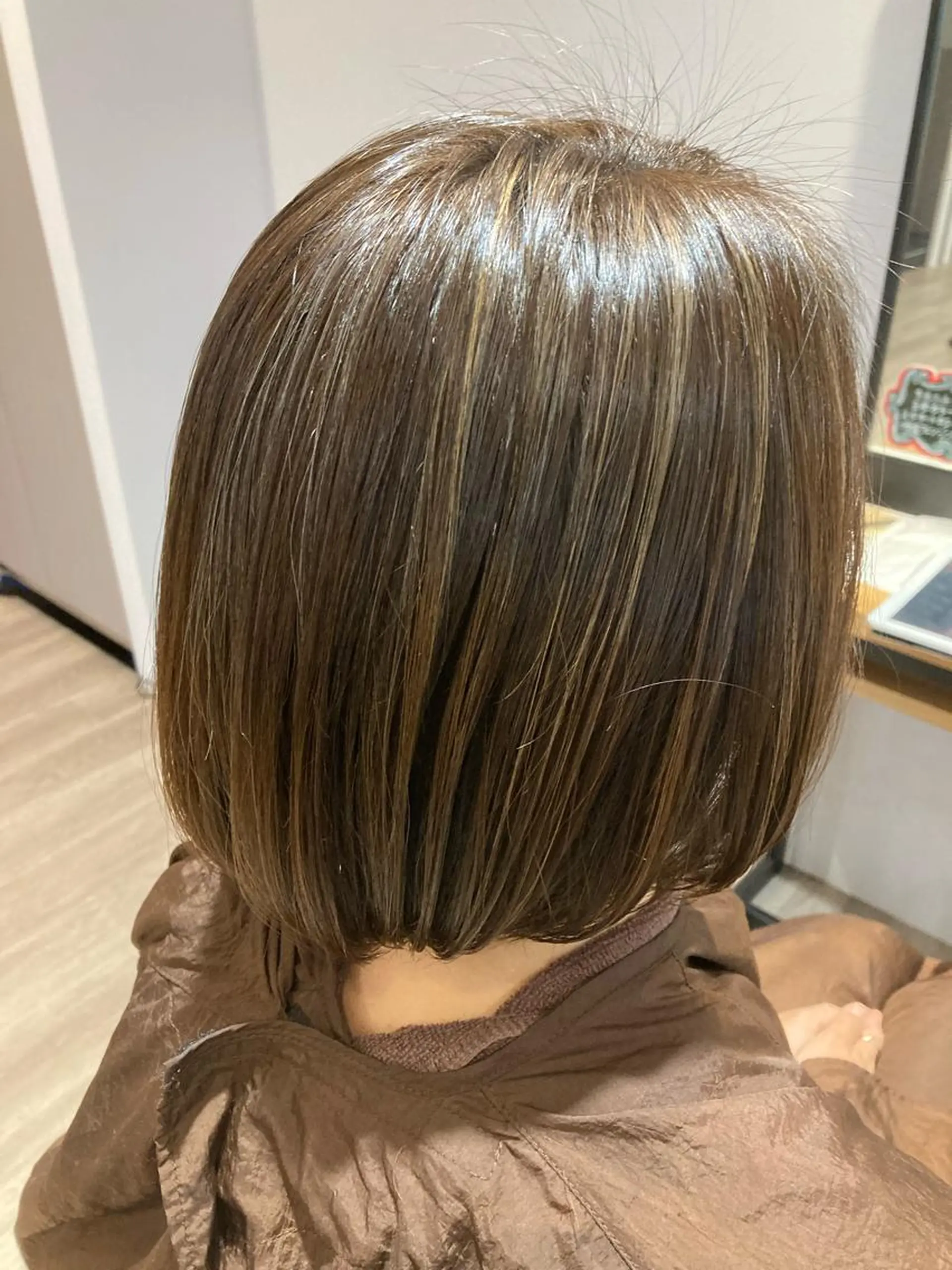 カラー ベージュカラー ブリーチ ハイライトカラー 野村 ゆいのヘアスタイル