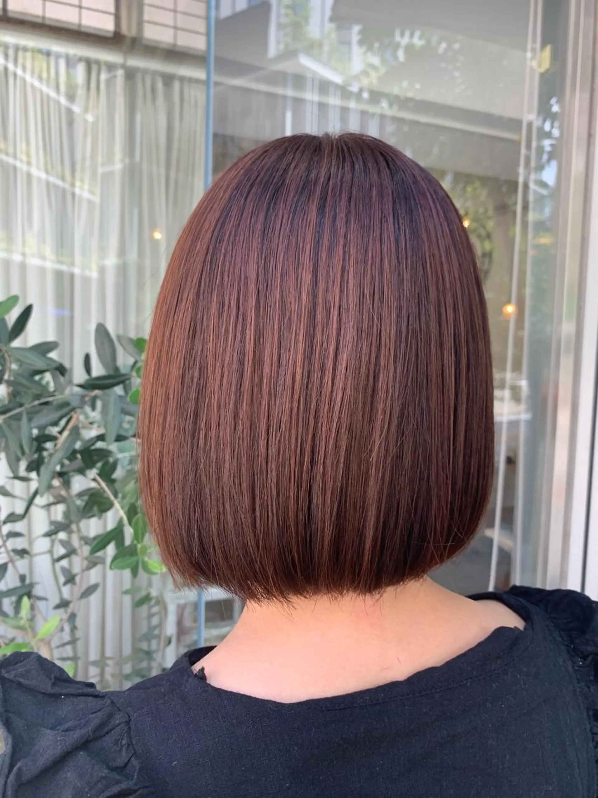 ミディアム カラー fio マナミのヘアスタイル