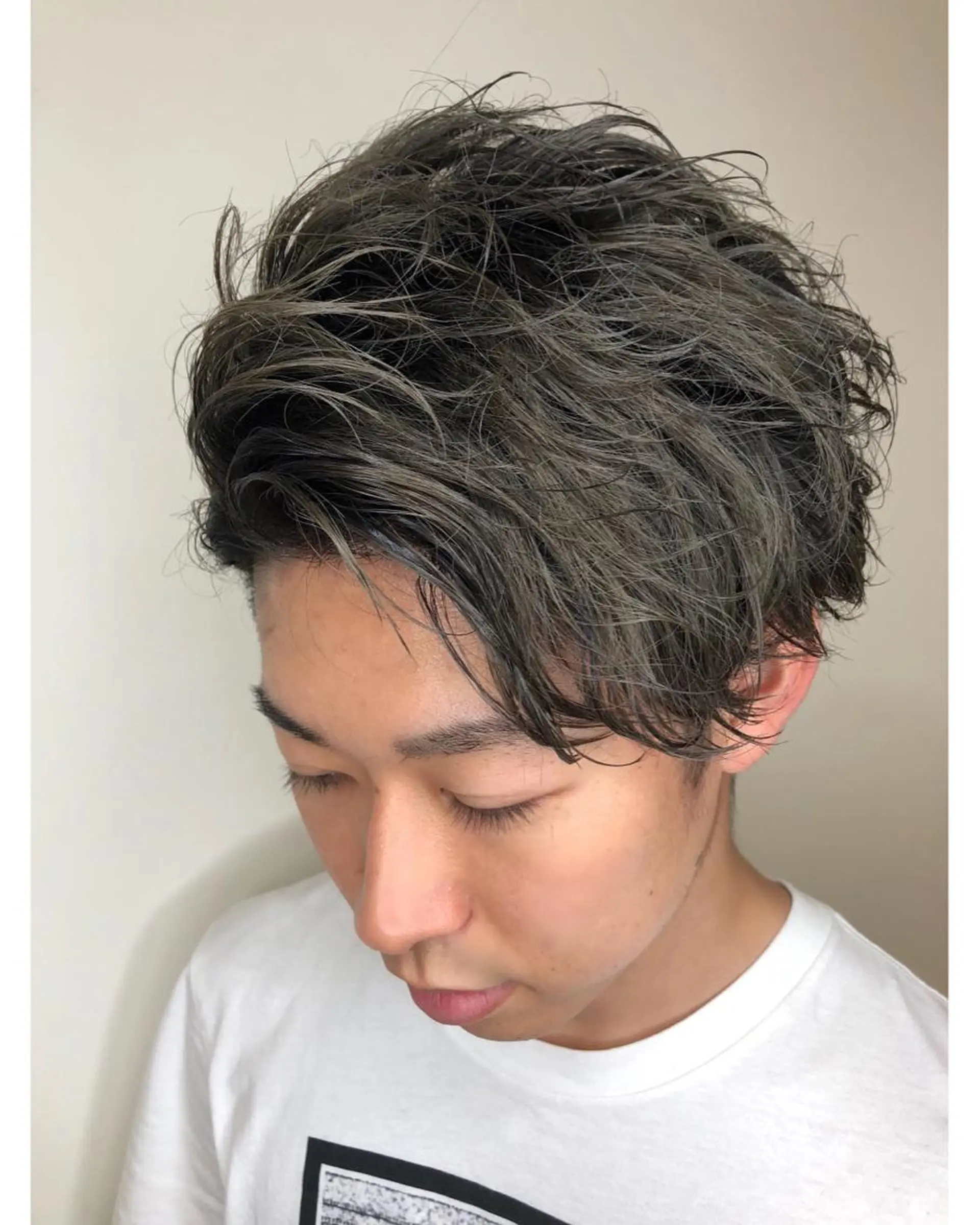 ショート カラー メンズ メンズヘア特化 崎田 成人のヘアスタイル
