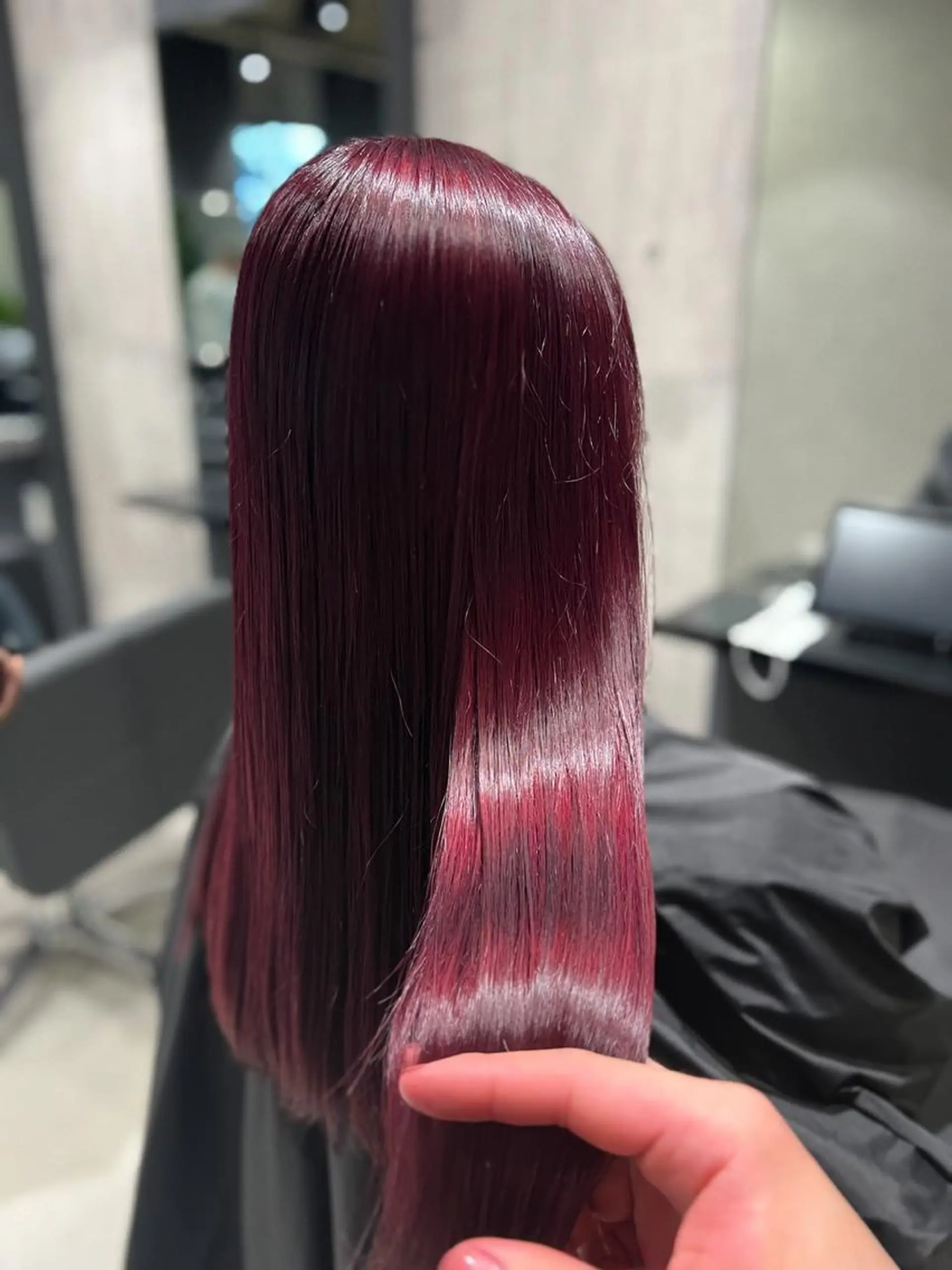 セミロング カラー レッドカラー mimiiy梅田 中崎町ハイトーンのヘアスタイル