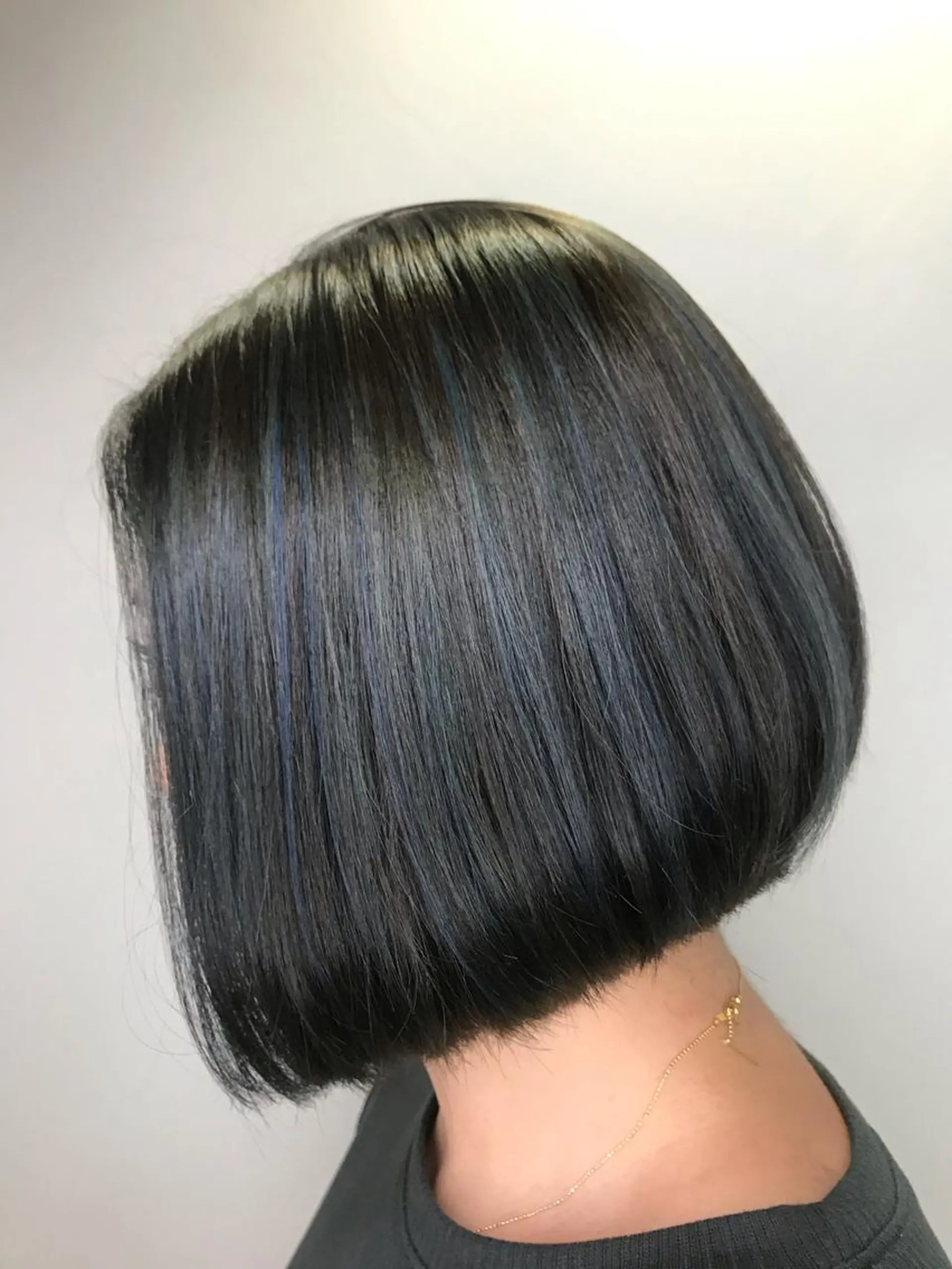 ショート カラー 韓国メンズヘア　ミル クティボブ　足立佳代のヘアスタイル