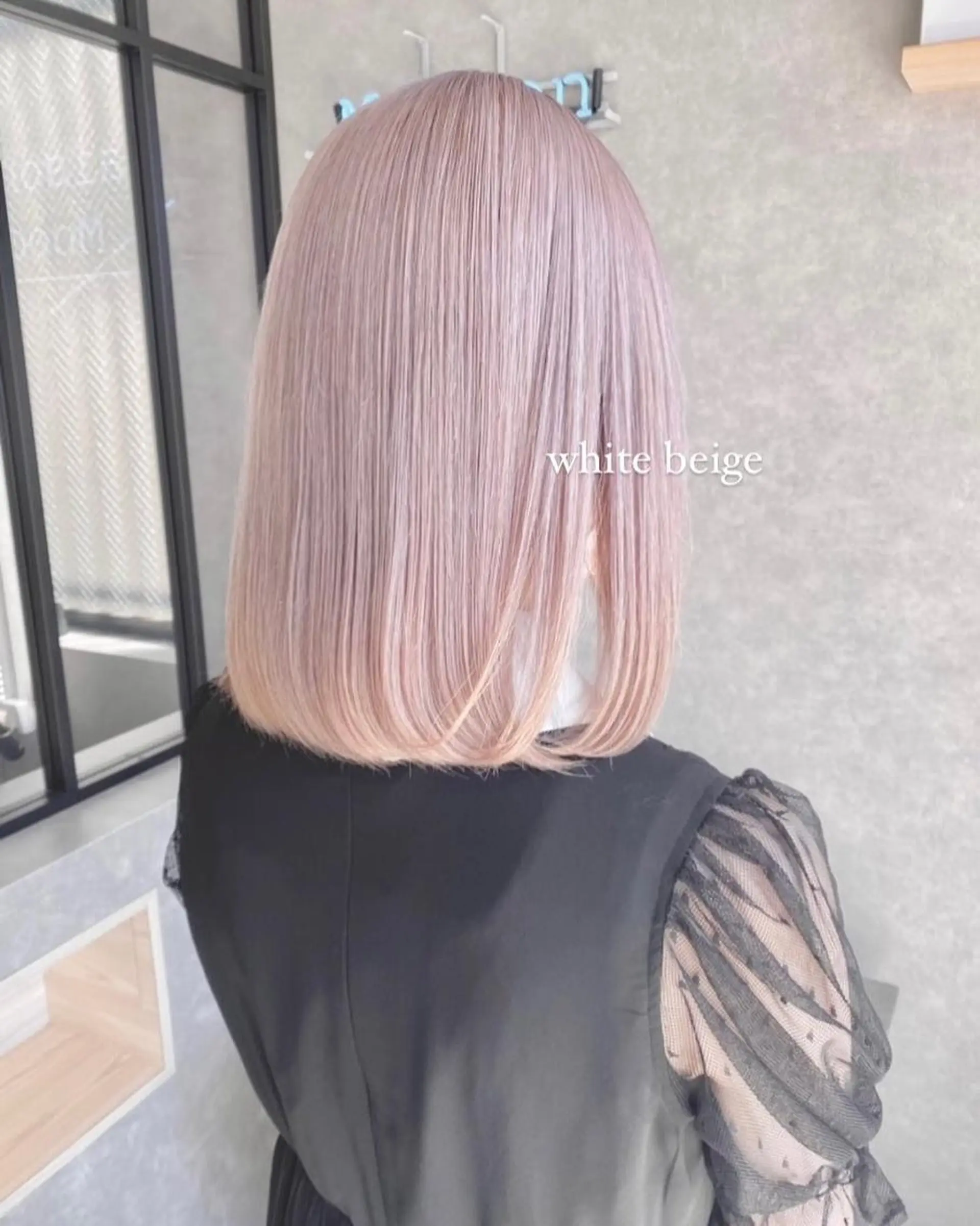 ミディアム mood alissaのヘアスタイル