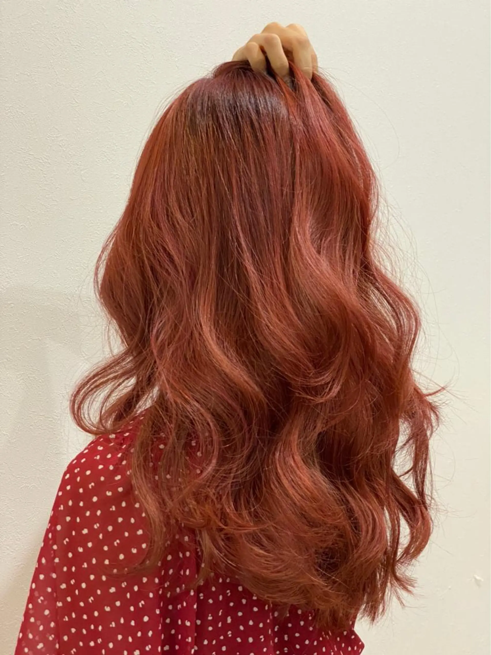 ロング カラー Ashanti 磯崎のヘアスタイル