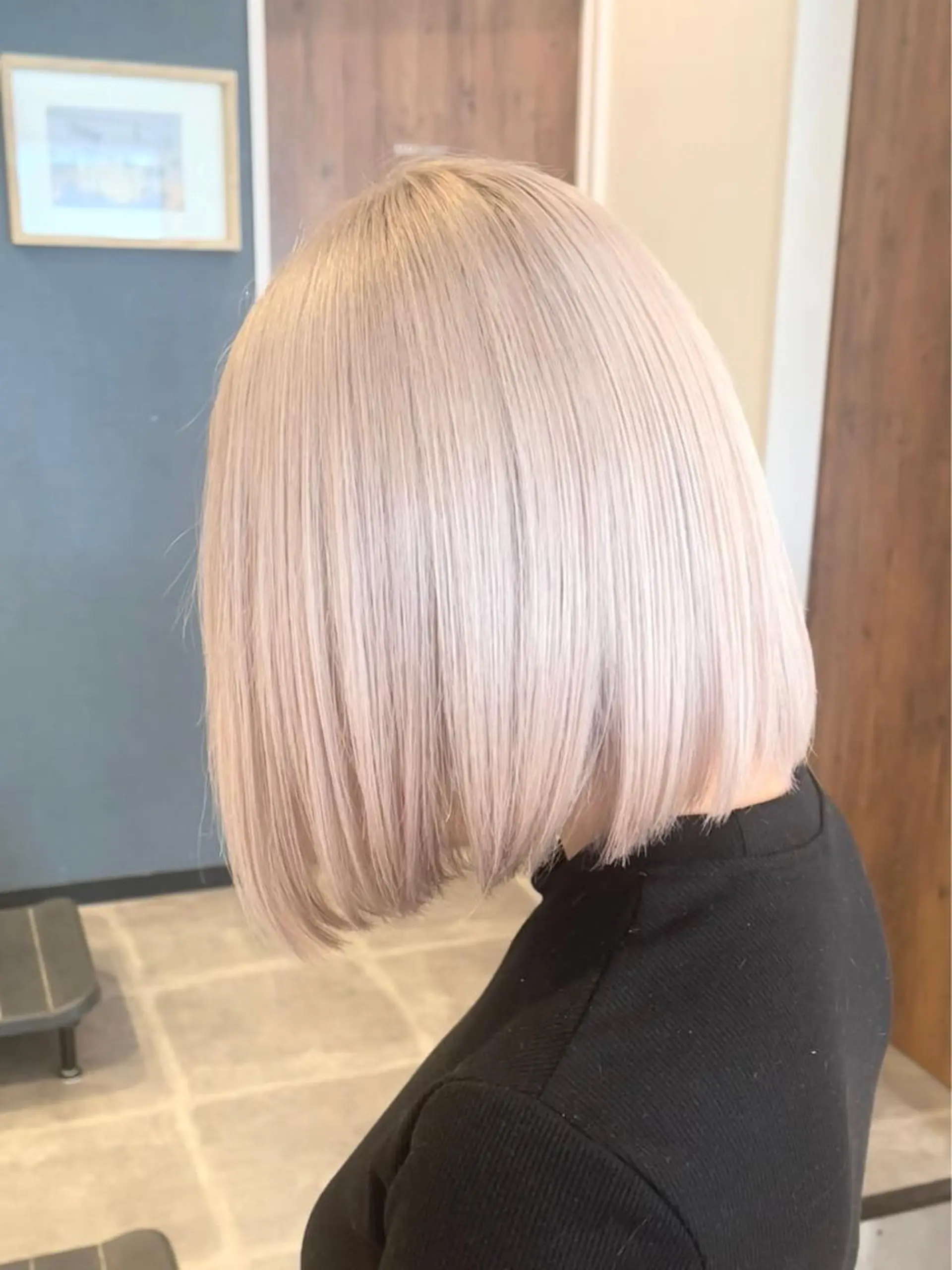 ショート ヘアカラー トリートメント 市川 澪のヘアスタイル