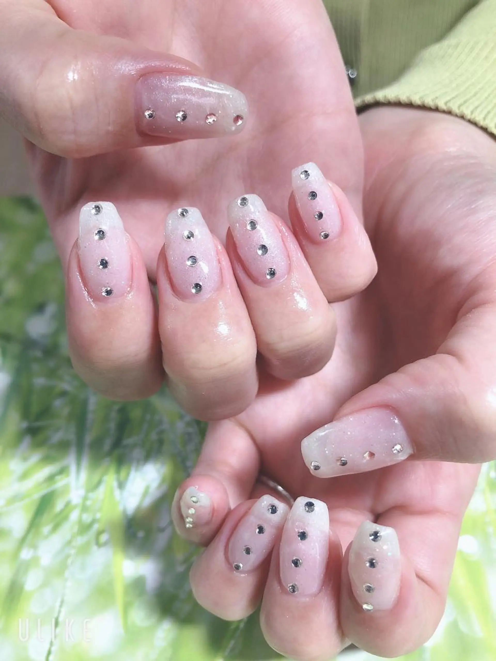 ネイル ワンホンネイル ハンドネイル 吉野✨ ネイルデザイナー✨のネイルデザイン