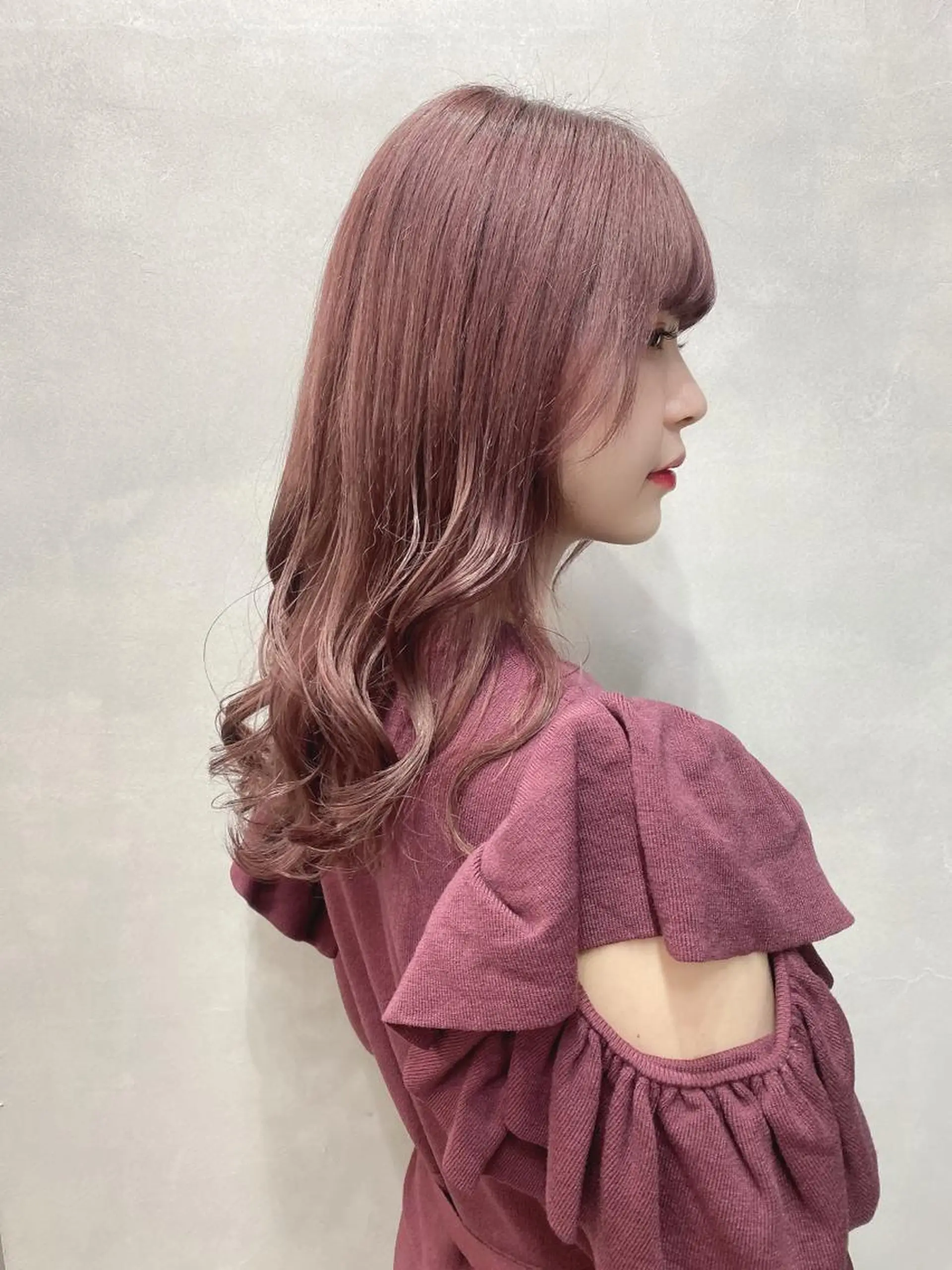 セミロング カラー ヘアアレンジ ショートボブ 編み込みエクステ シールエクステ セミロングパーマ バレイヤージュ LAVENDIA 初音のヘアスタイル