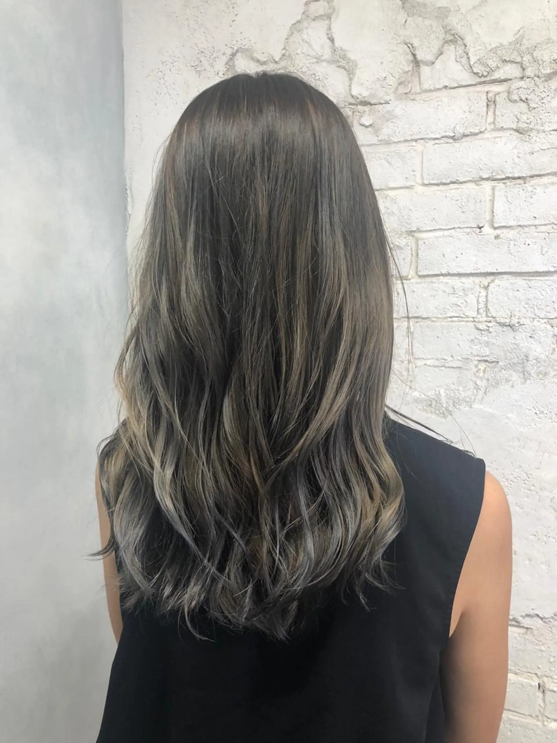 セミロング カラー welring hair salonのヘアスタイル