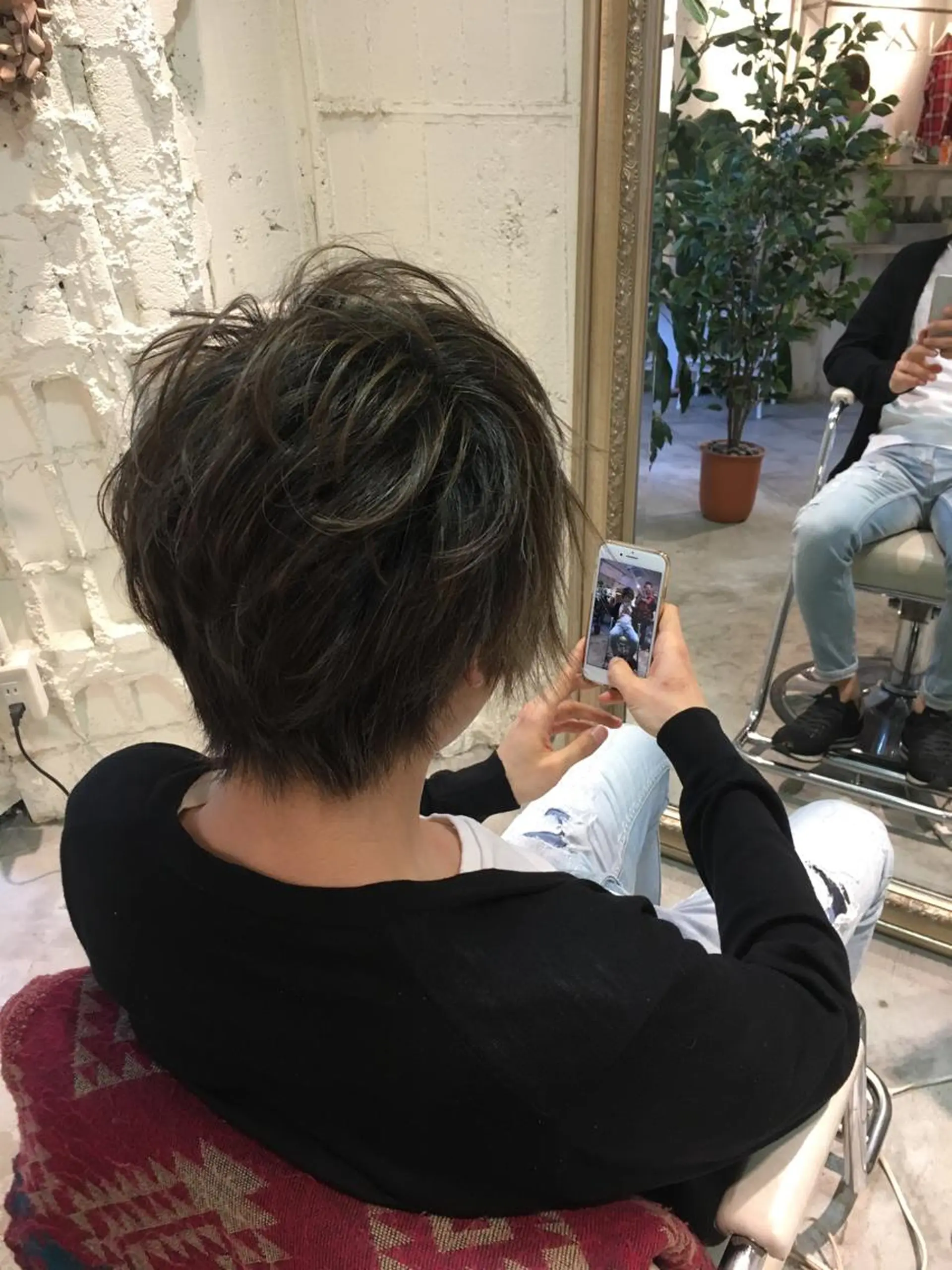 ミディアム カラー メンズ アディクシーカラー カット ヘアカラー CALMHAIR所属・CALMHAIR 五十實淳のヘアスタイル