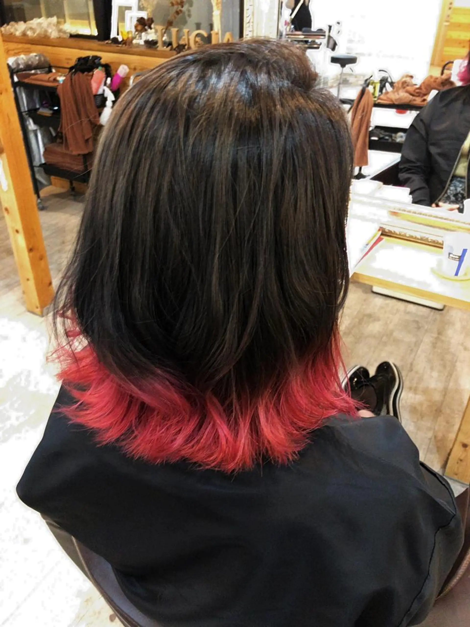 ショート ✨艶感/透け感✨Sherry所属・艶髪/ハイトーン Sherryのヘアスタイル