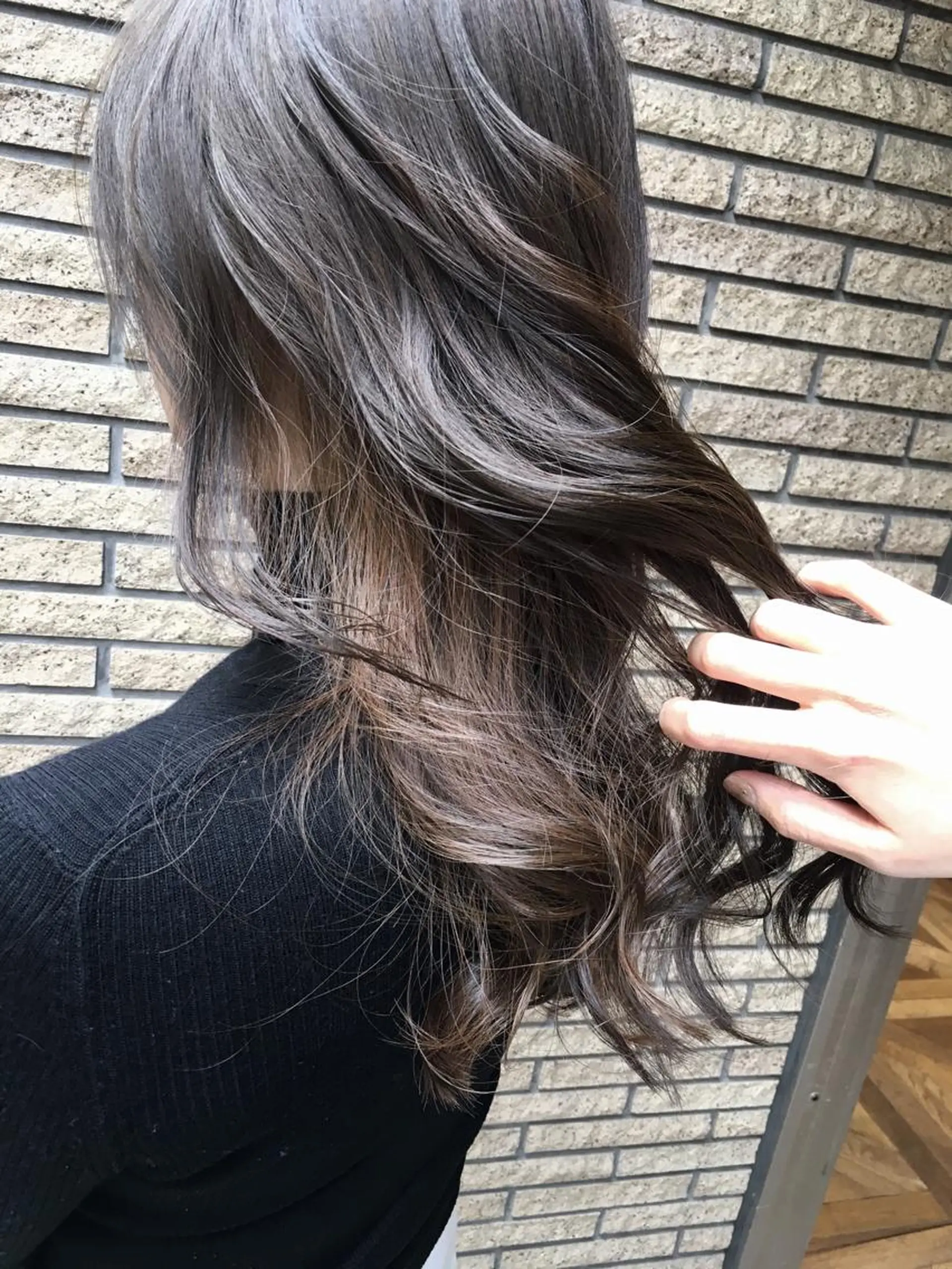 ロング カラー 長谷川 香織のヘアスタイル
