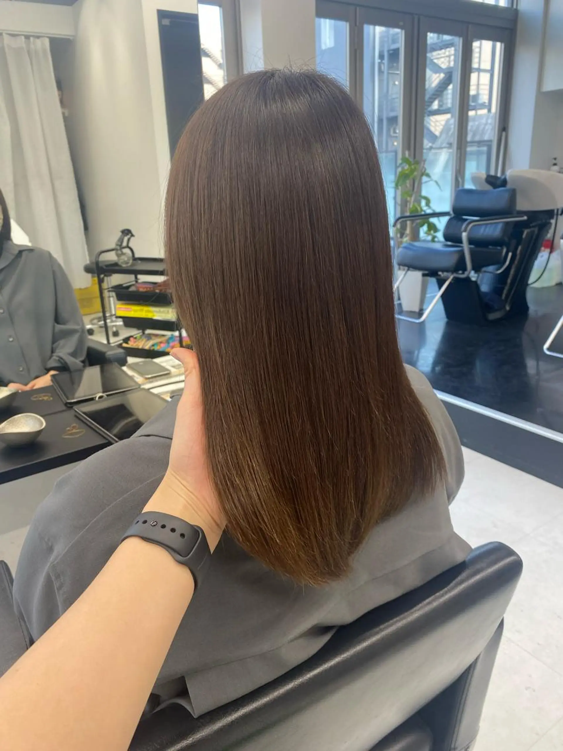 セミロング カット トリートメント ヘッドスパ SHOKO スタイリストのヘアスタイル