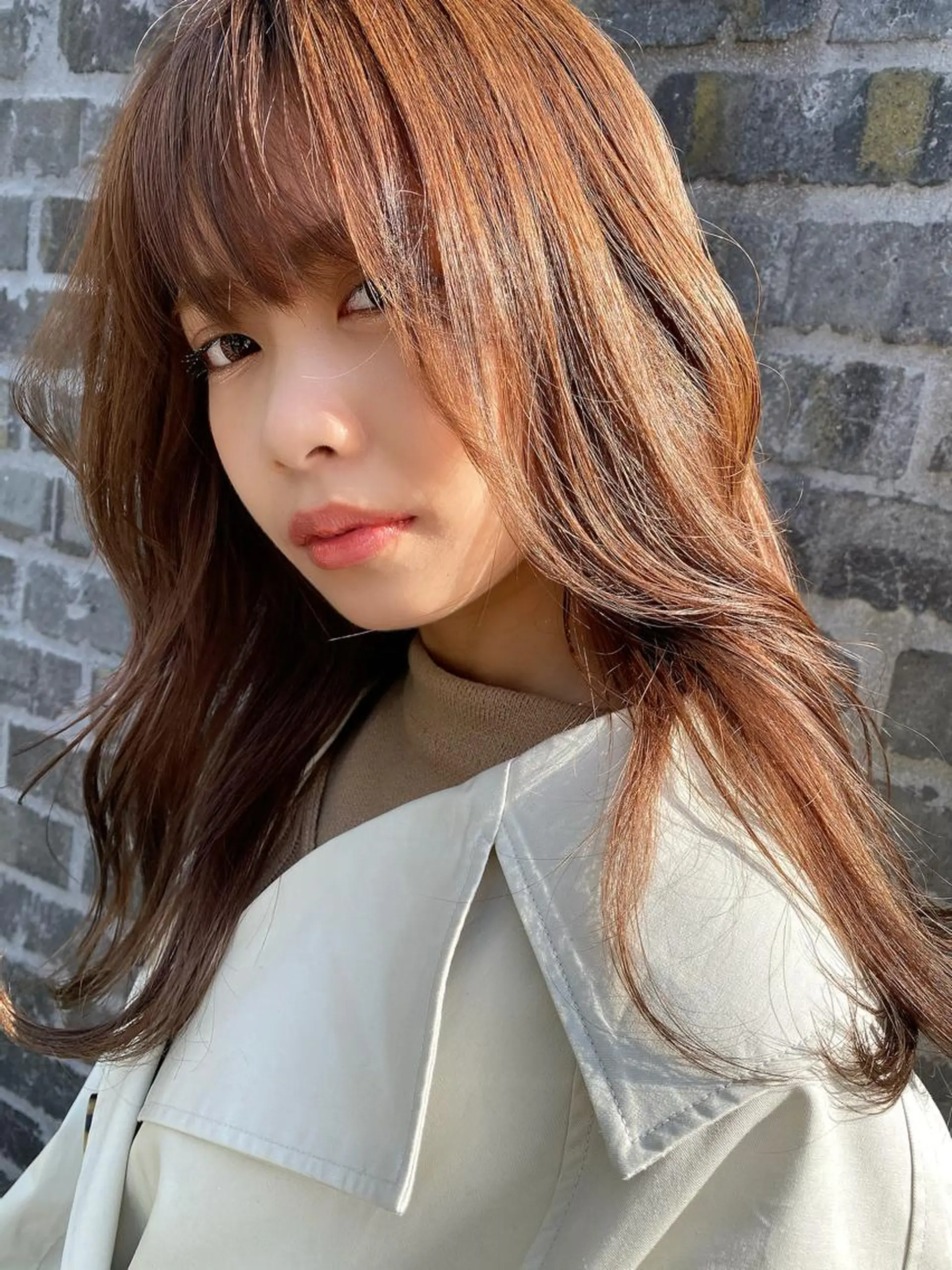 セミロング カラー GiseL アンリのヘアスタイル