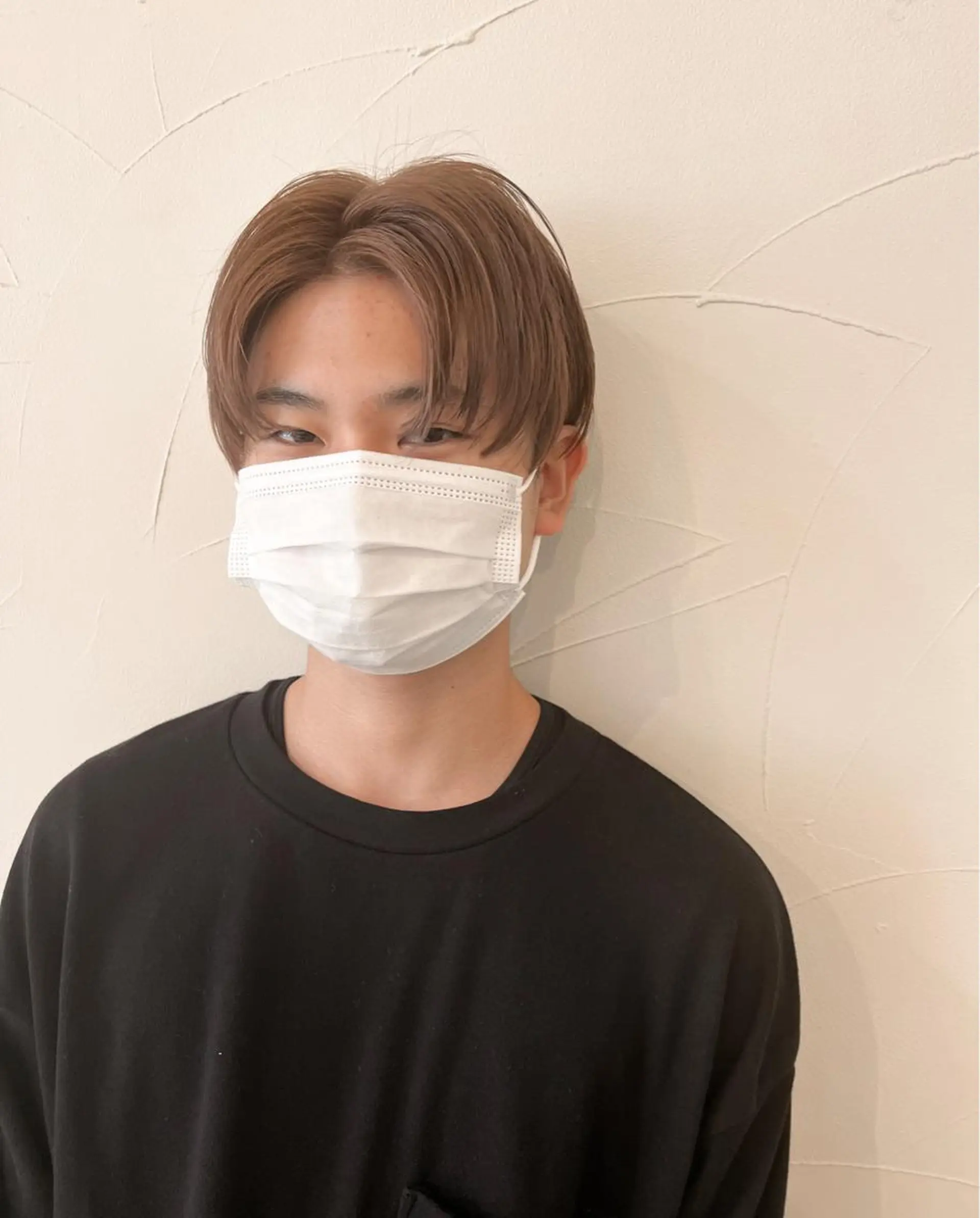 ショート カラー メンズ ベージュカラー ヘアカラー トリートメント 樋野 亮のヘアスタイル