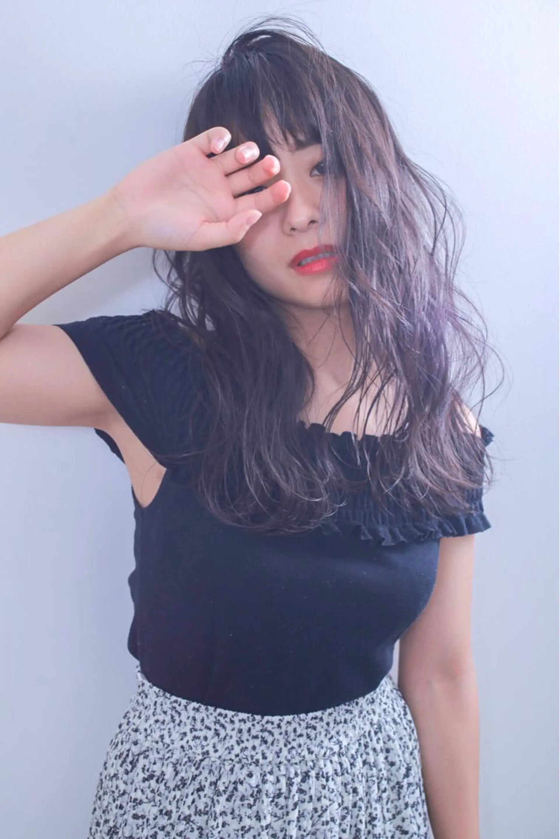 ロング カラー 伊藤 裕貴のヘアスタイル