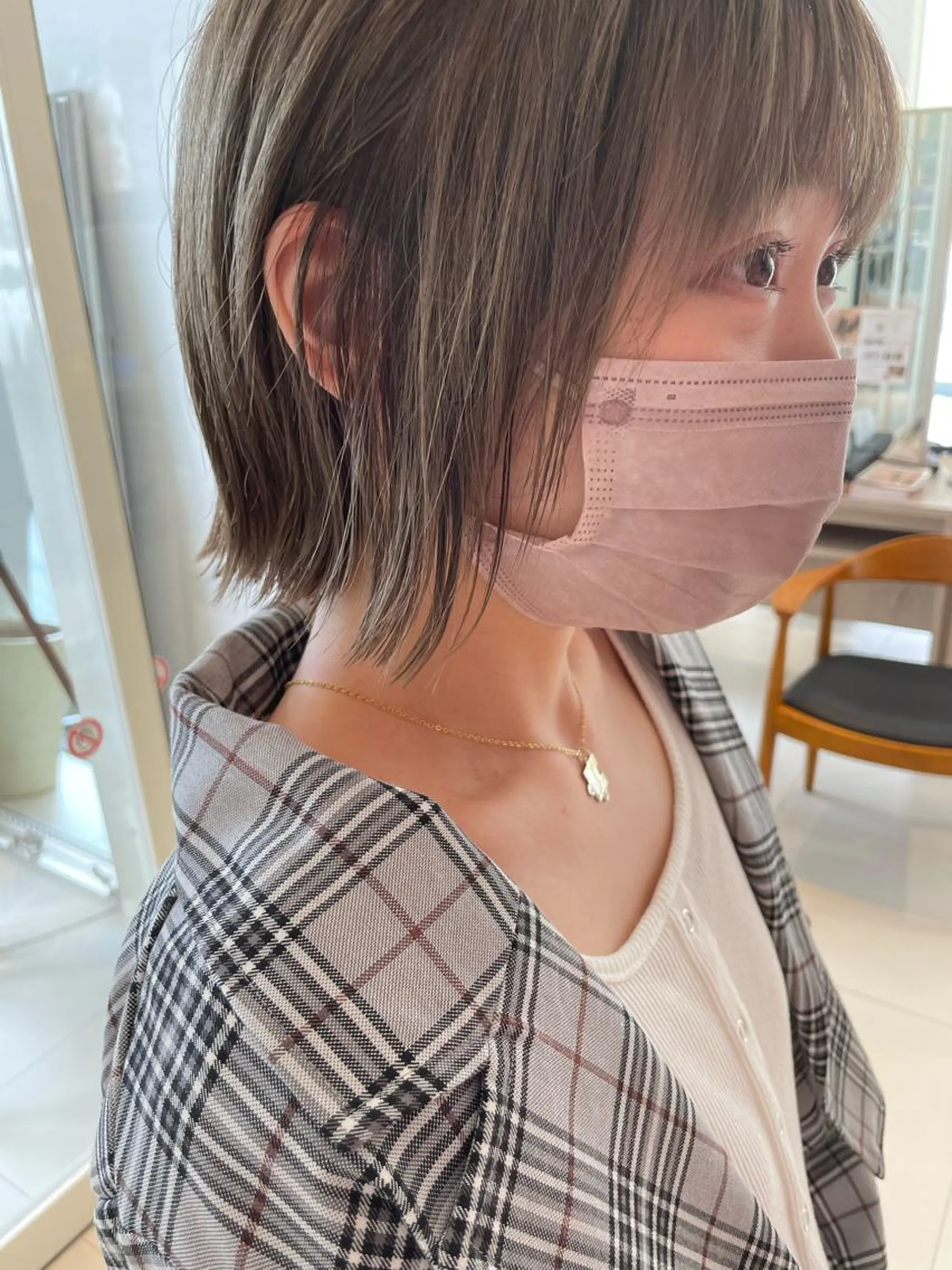 ショート カラー ショートボブ ブリーチ ケアブリーチ ハイトーンカラー ボブ 鶴岡で縮毛矯正なら お任せ！ハヤシナオミのヘアスタイル