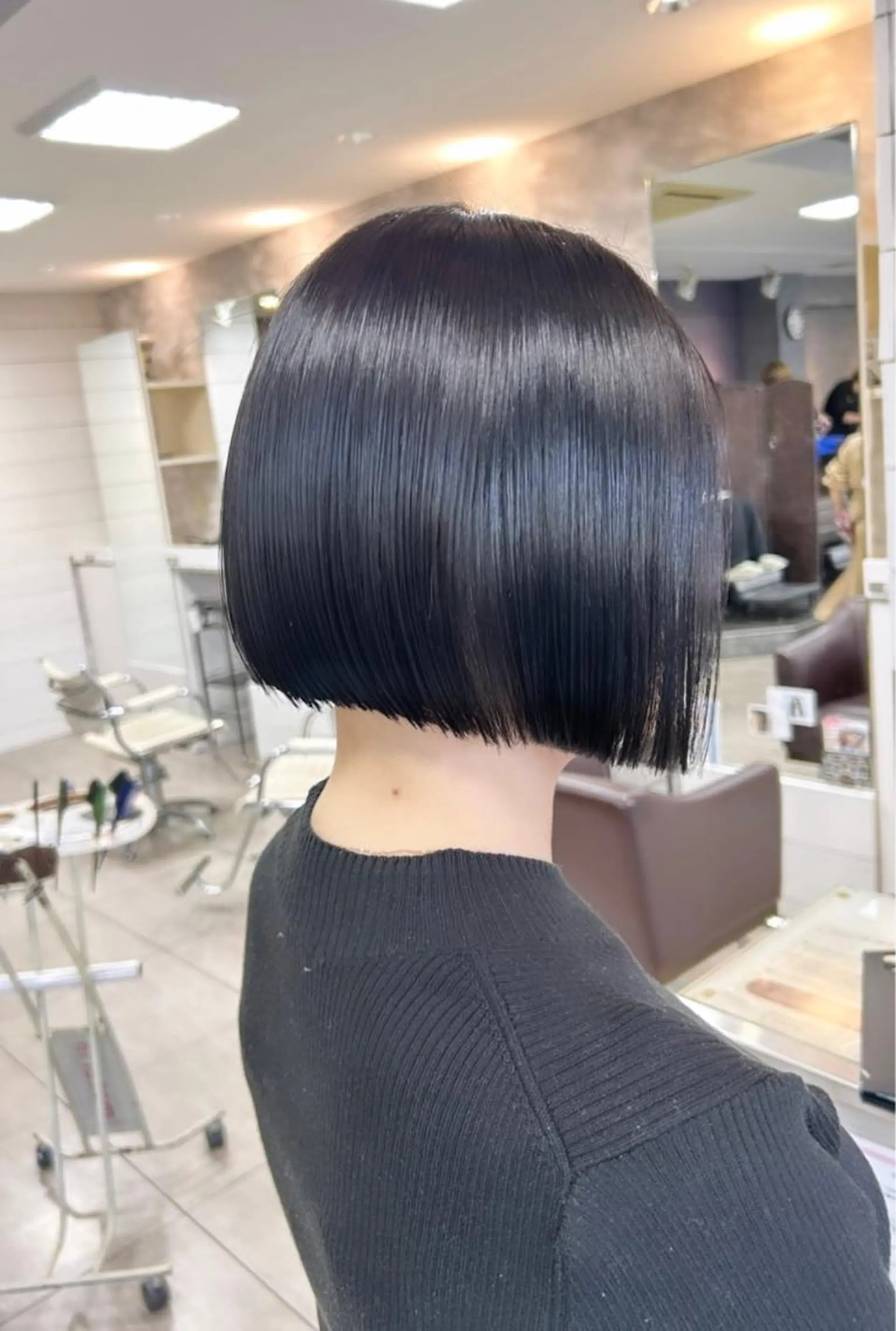 ショート 切りっぱなしボブ ボブ 🫧艶髪カラー🫧 森本くるみのヘアスタイル