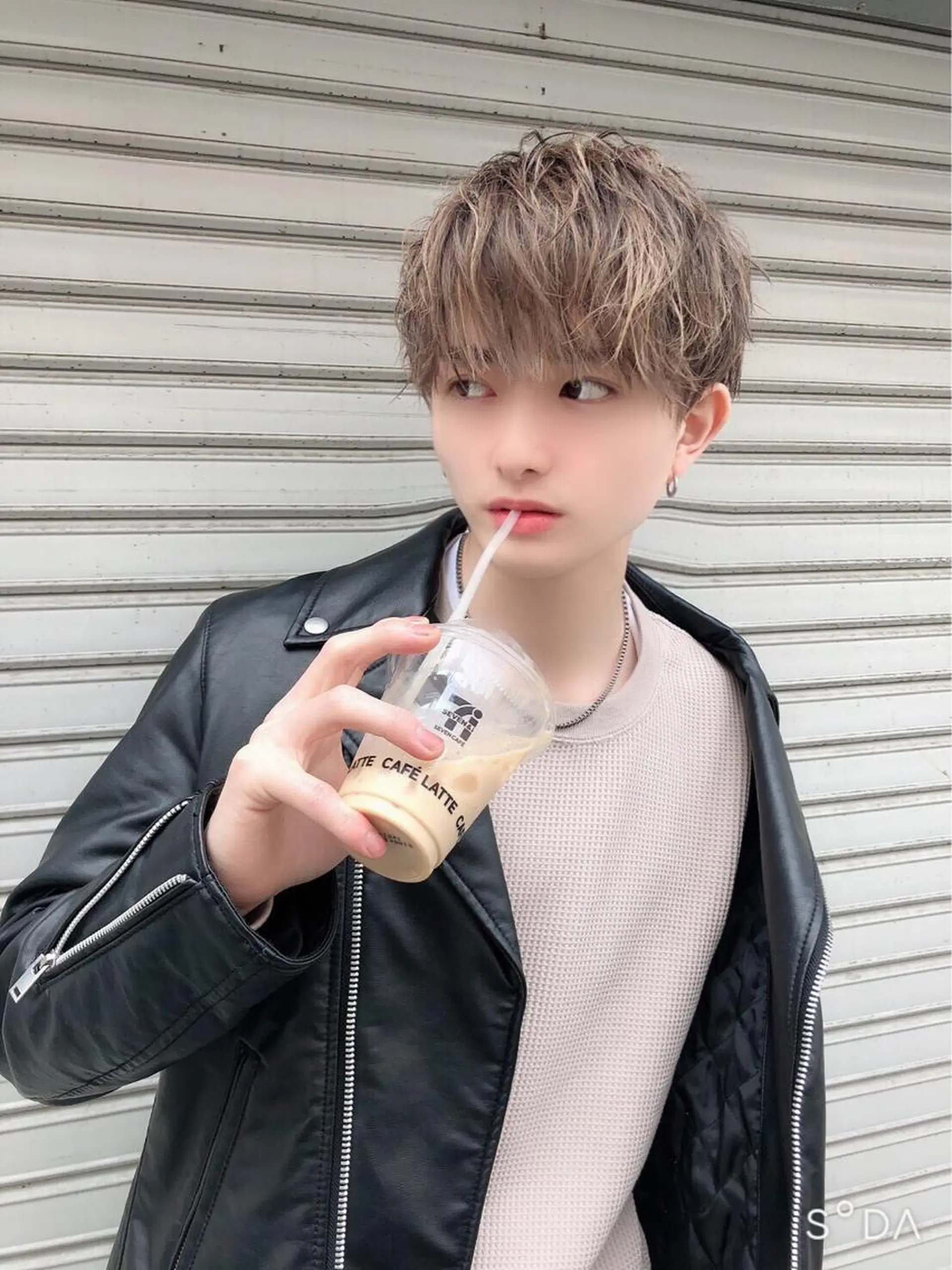 ショート カラー メンズ メンズハイライト メンズメッシュ マッシュ ハイライトカラー メッシュ レイヤーカット 艶髪/西尾 幸樹のヘアスタイル