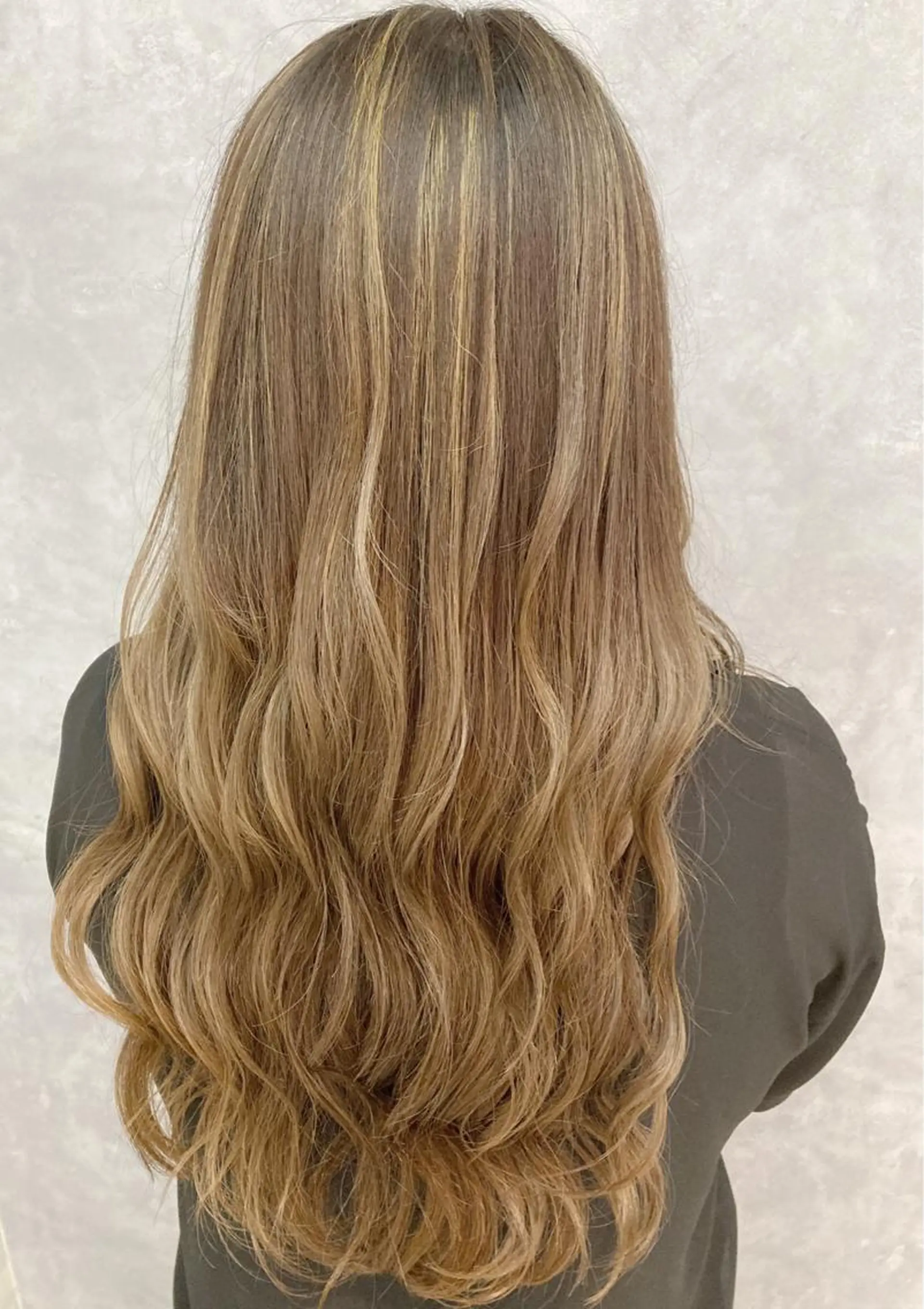 ロング カラー ヘアカラー トリートメント 五月女 隼人のヘアスタイル