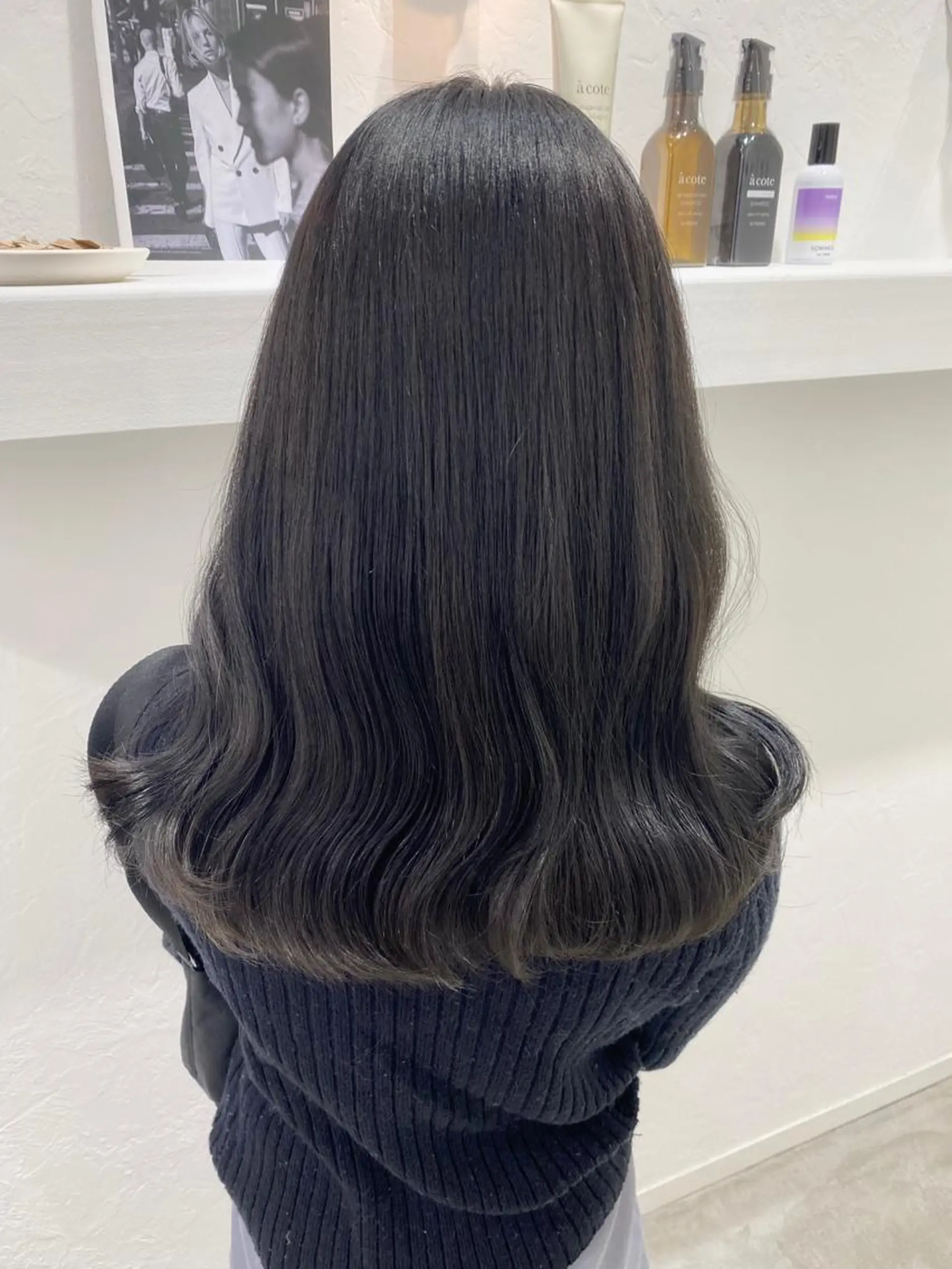 ロング カラー 黒髪 ヘアカラー トリートメント 艶カラー/韓国風ヘア 🩵shioneのヘアスタイル