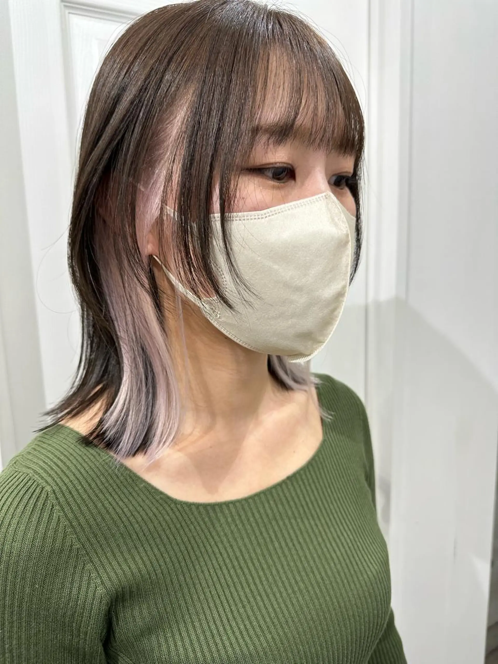 カラー ニシオカ タクヤのヘアスタイル