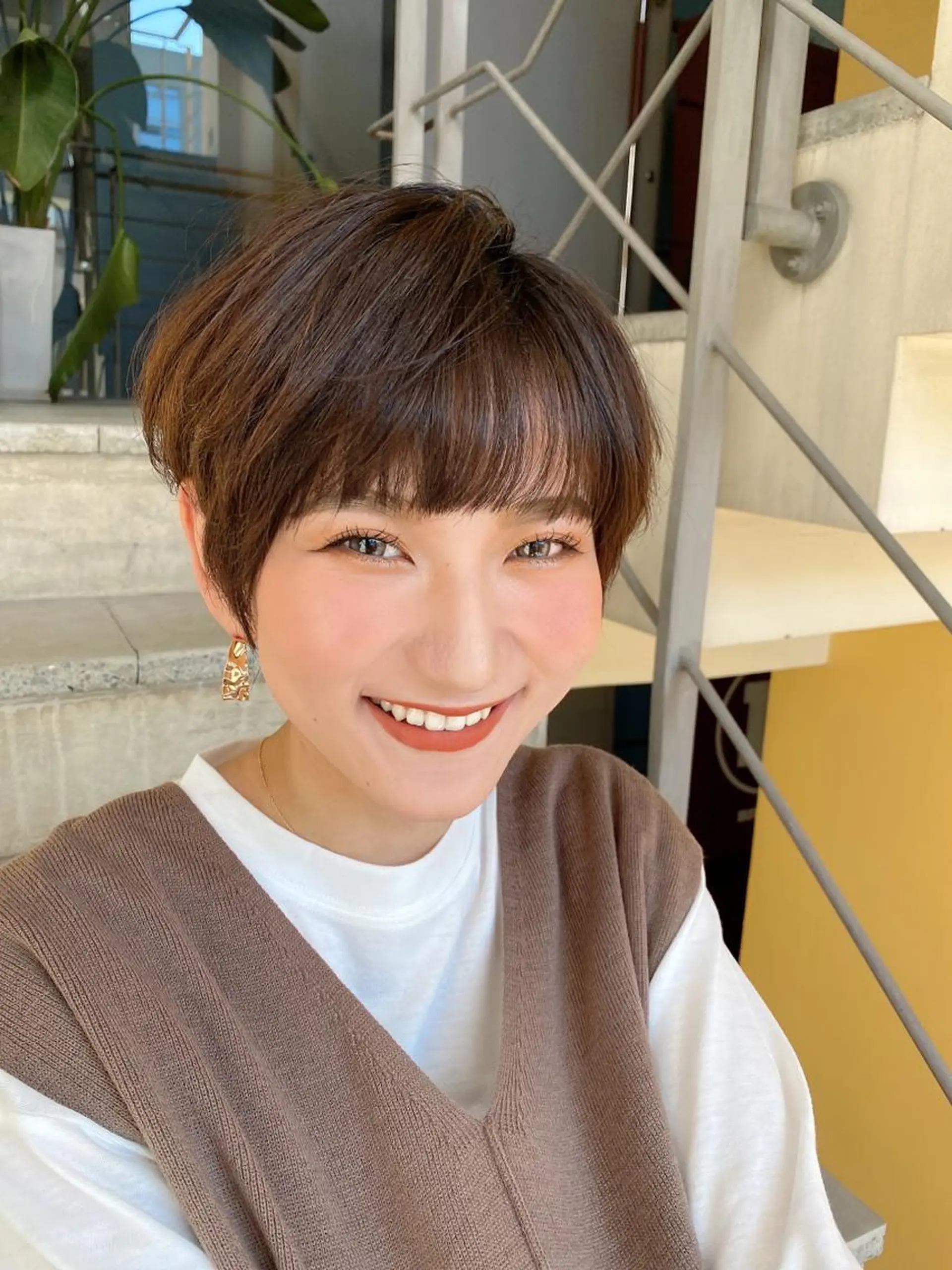 ショート カット ヘアカラー トリートメント 🌟モテ髪ショート 🌟店長 津賀涼のヘアスタイル