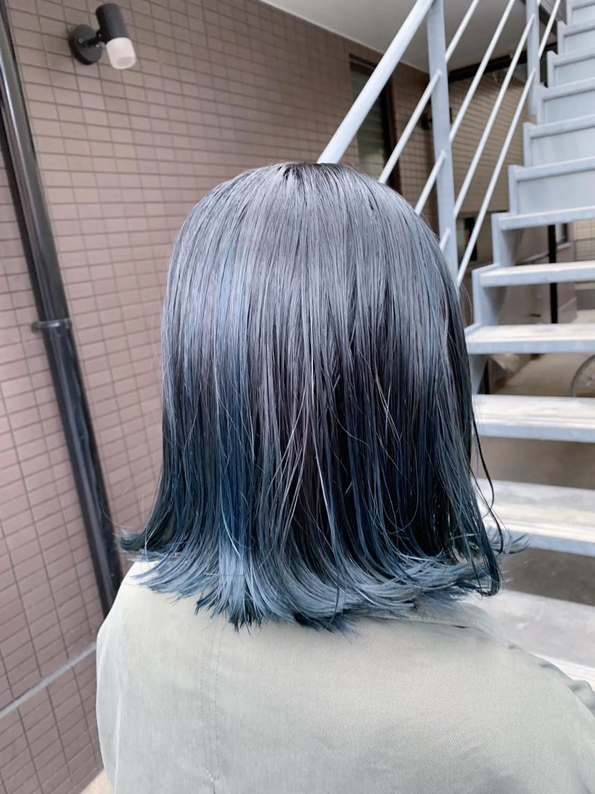 ショート カラー グラデーションカラー ネイビーカラー 【完全マンツー 恵比寿】佐藤 翔のヘアスタイル