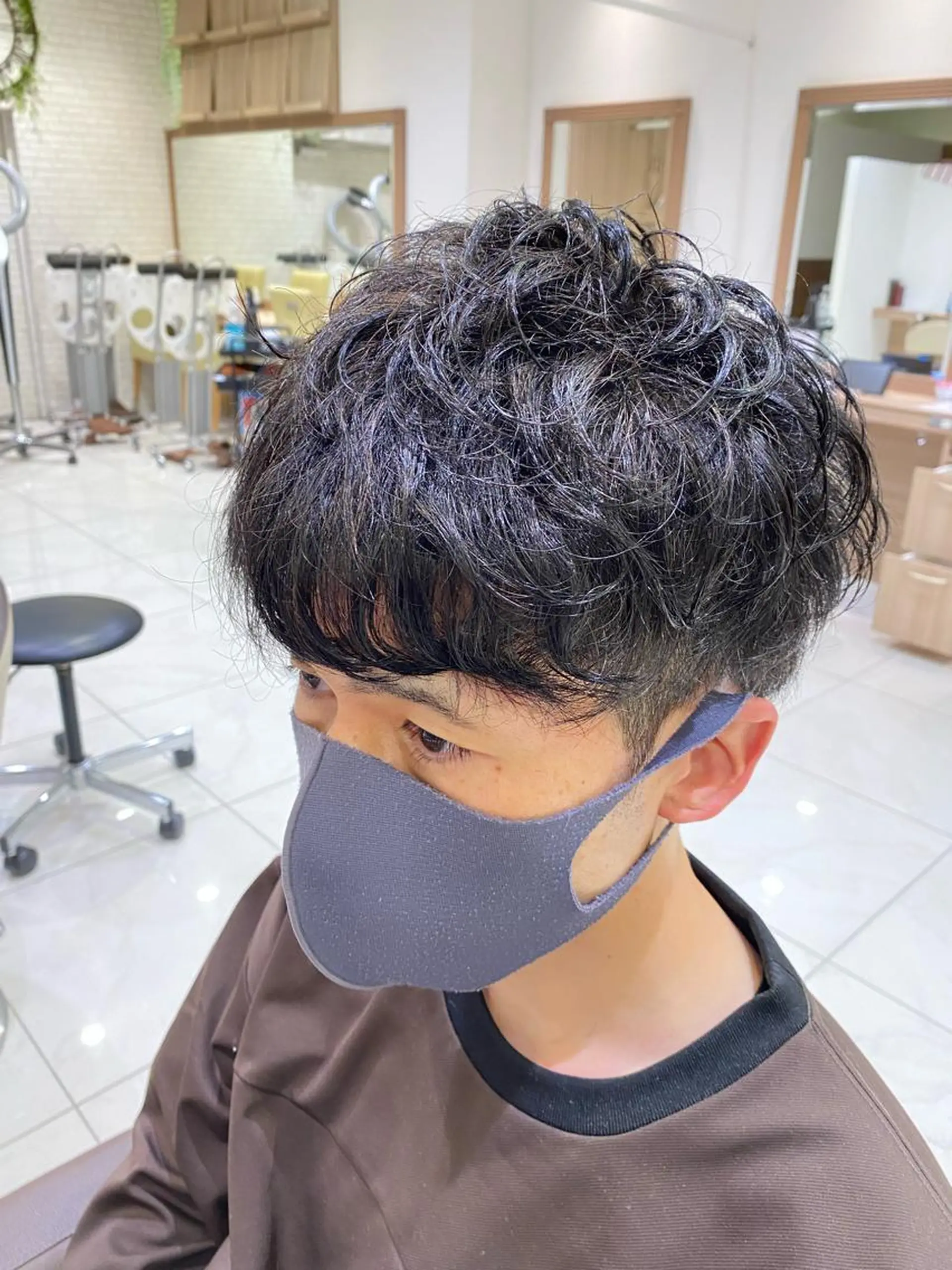 ショート パーマ メンズ マッシュ メンズパーマ カット パーマ 渡邉 理央のヘアスタイル