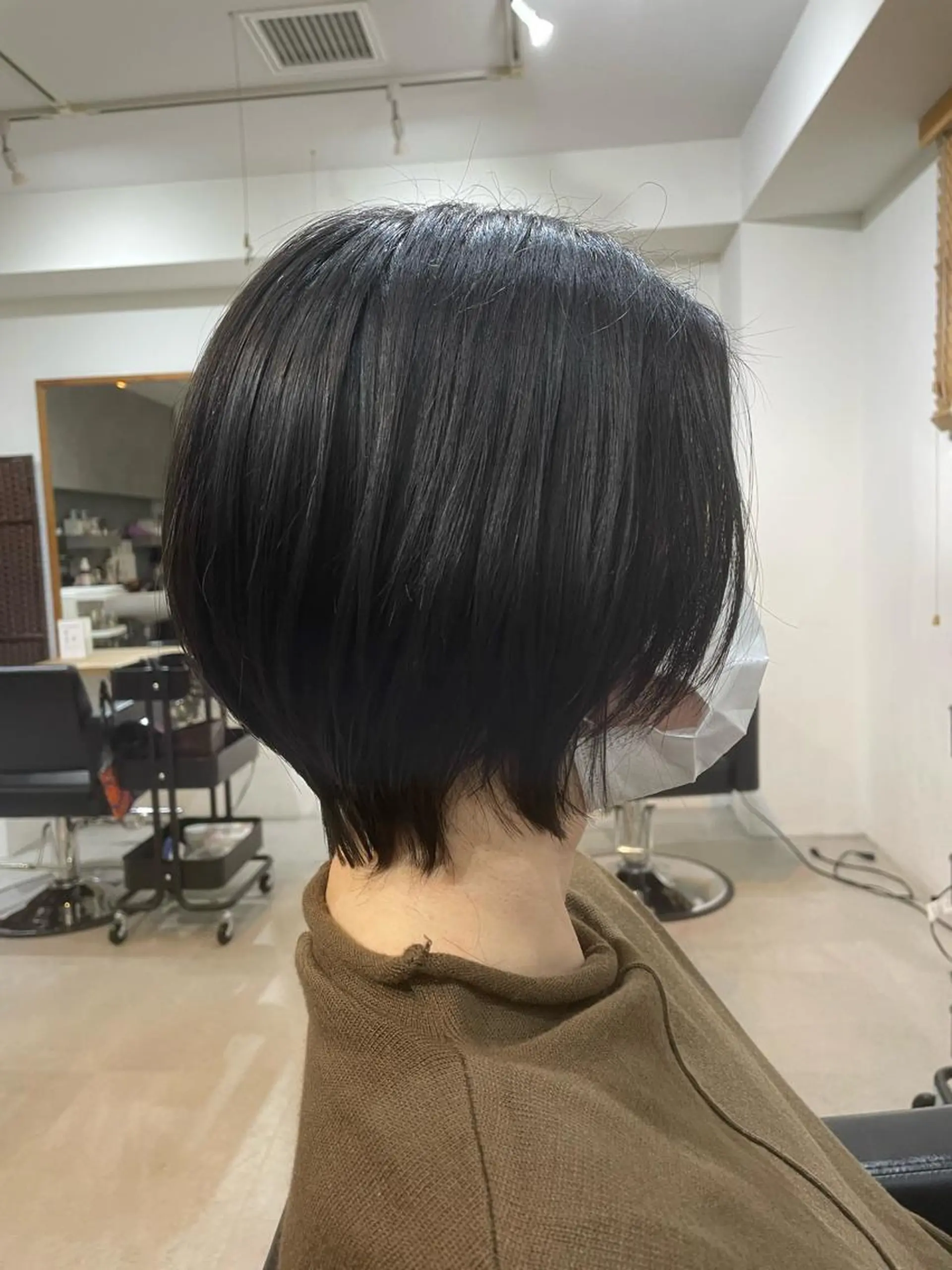 ショート 🐬脱白髪染めカラー 清水大世🐬のヘアスタイル