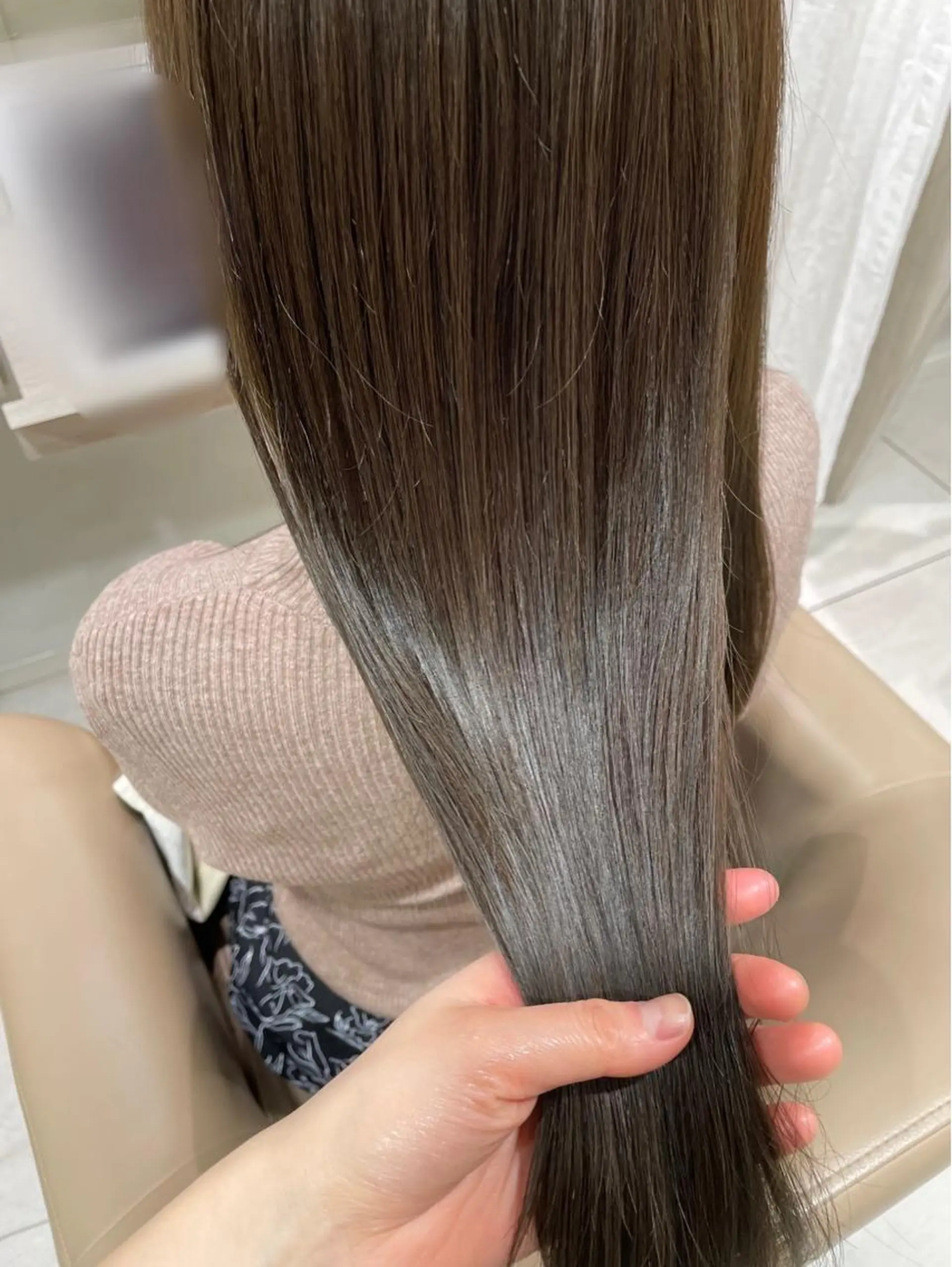 ロング カラー アッシュ アッシュグレー 透明感カラー ハッシュカット 暖色カラー/伊藤菜月のヘアスタイル