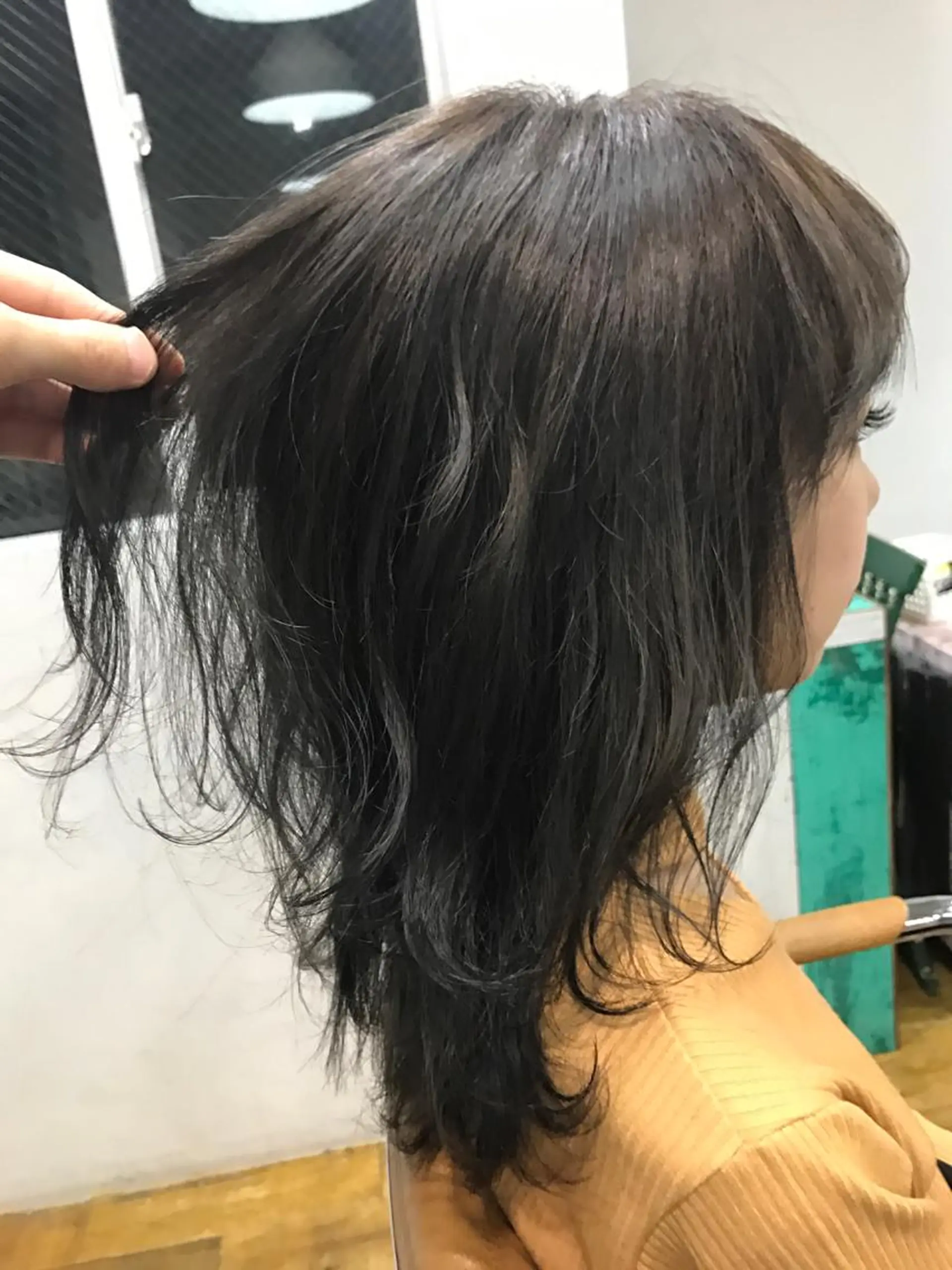 ミディアム カラー ブルーカラー ブルージュ グラデーションカラー 髪質改善🌟 TAKERUのヘアスタイル